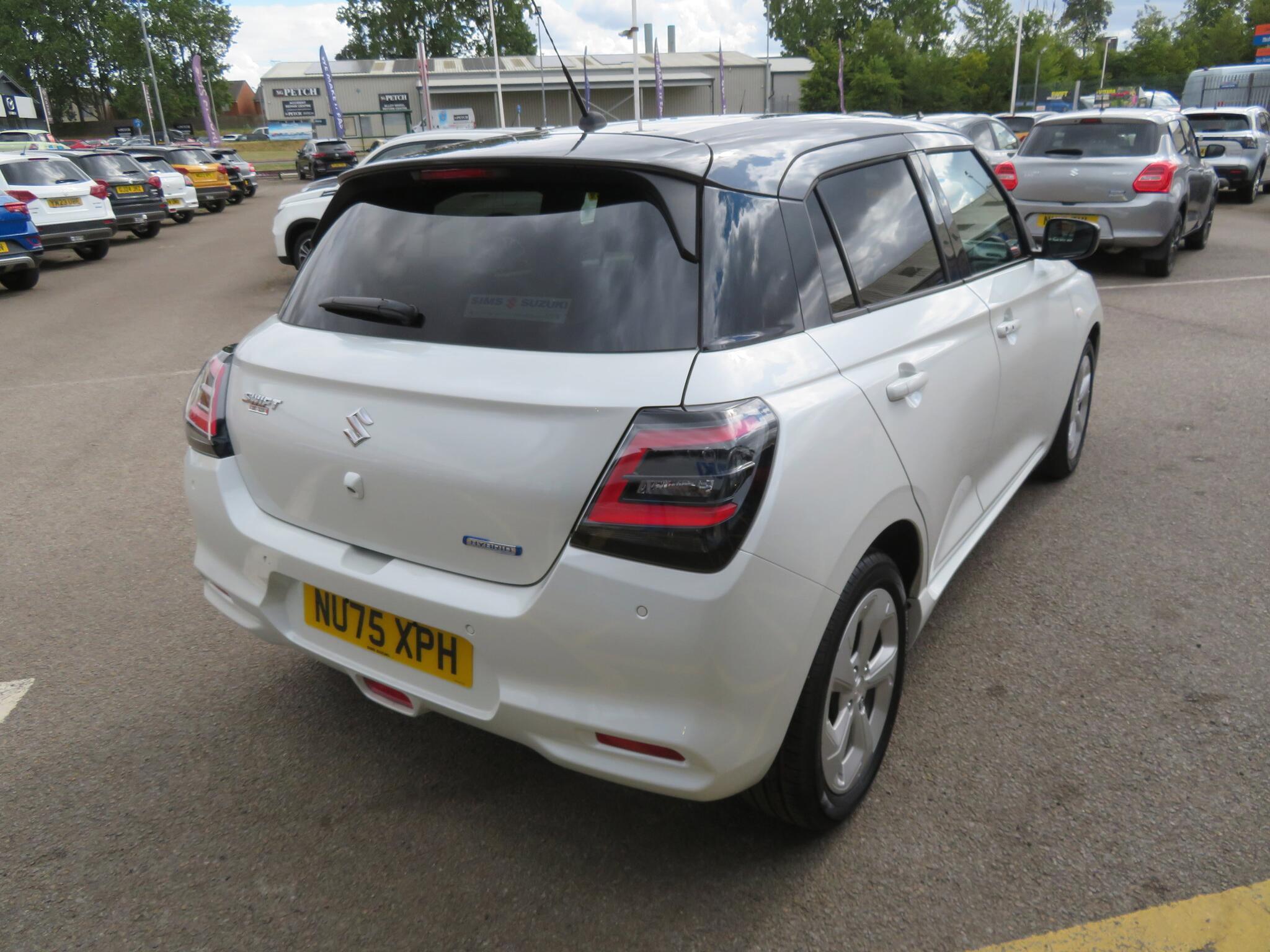 Suzuki Swift - Image 11