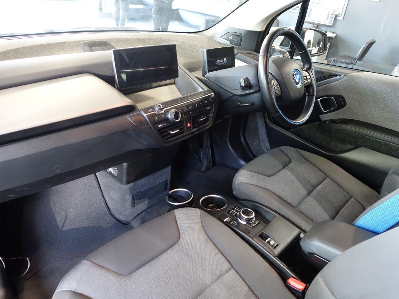 BMW i3 - Image 11