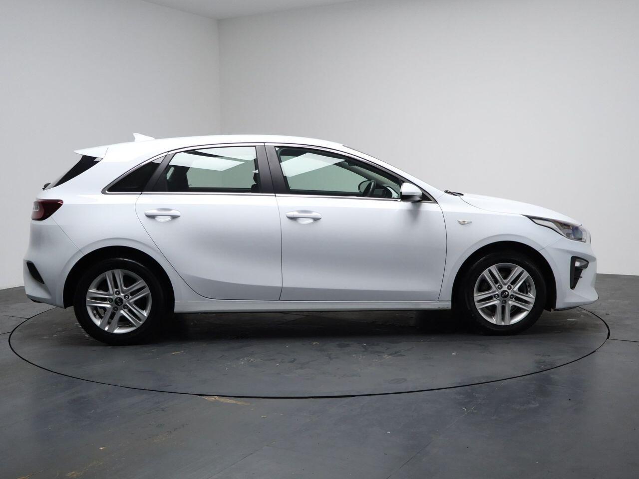 Kia ceed - Image 14