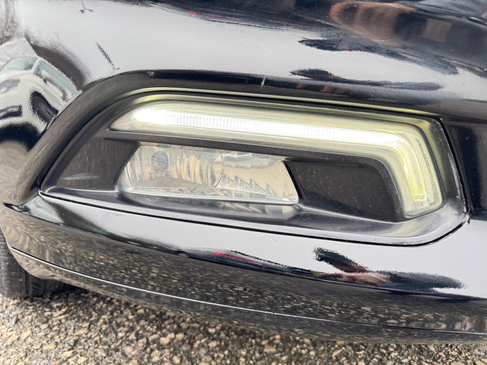 Ford Mondeo - Image 41