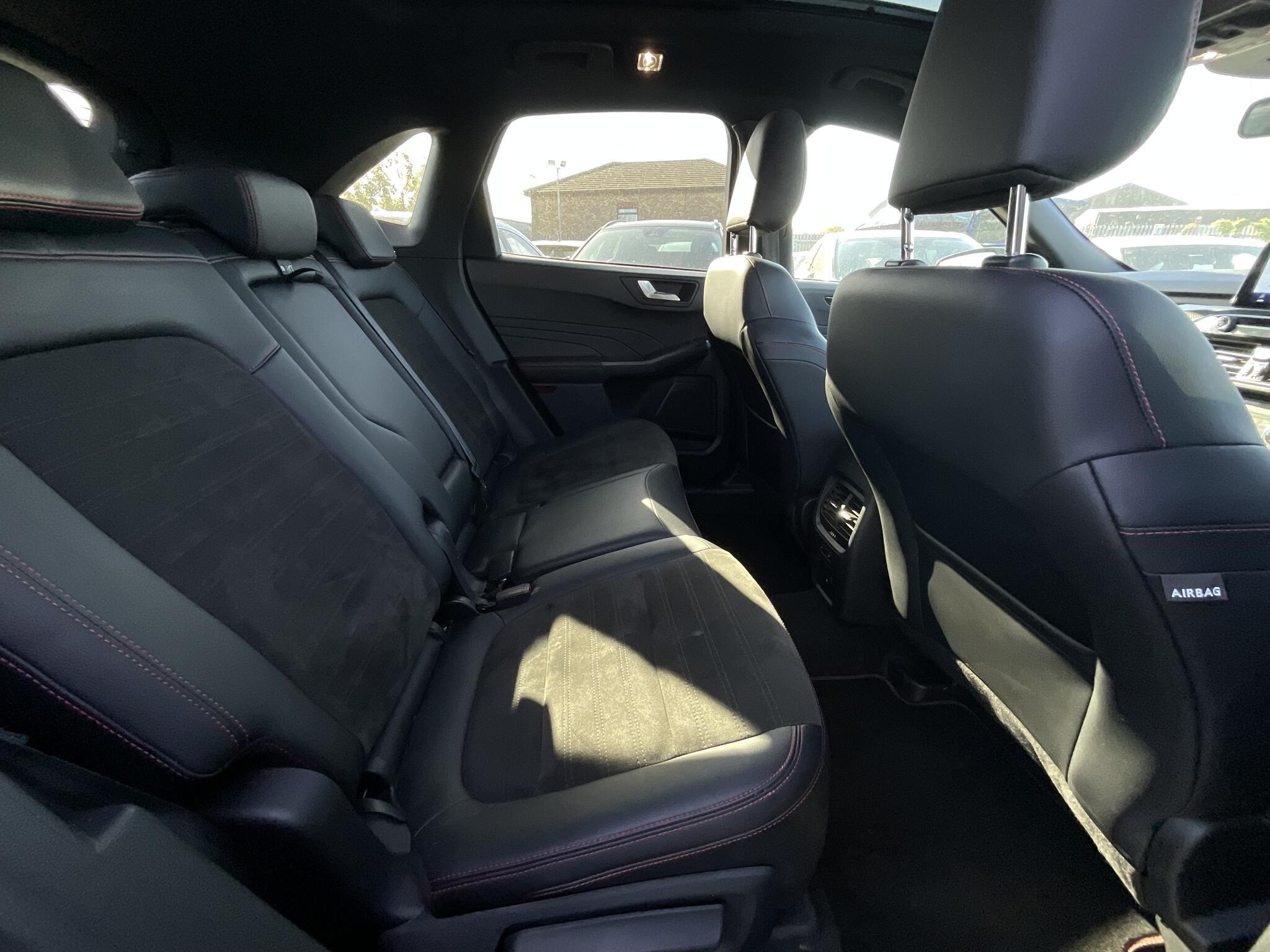 Ford Kuga - Image 12