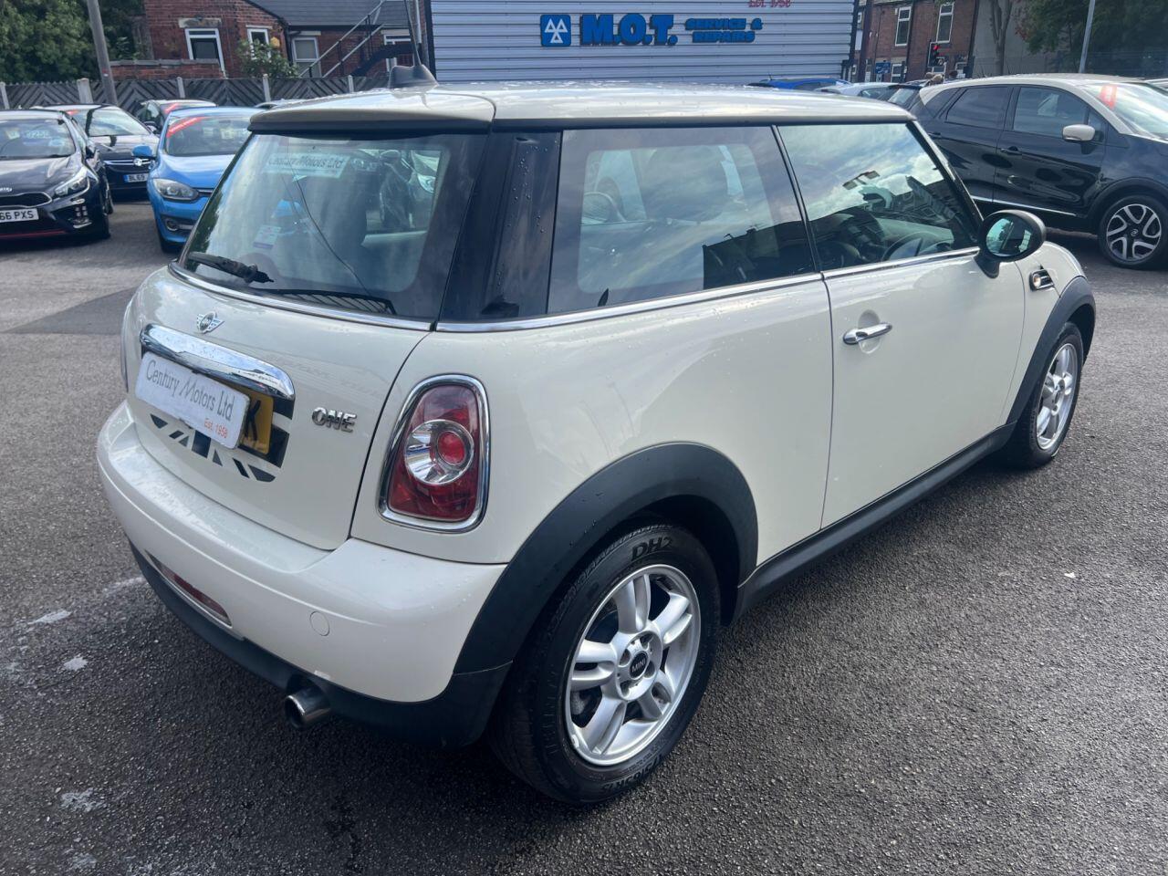 MINI Hatch - Image 6