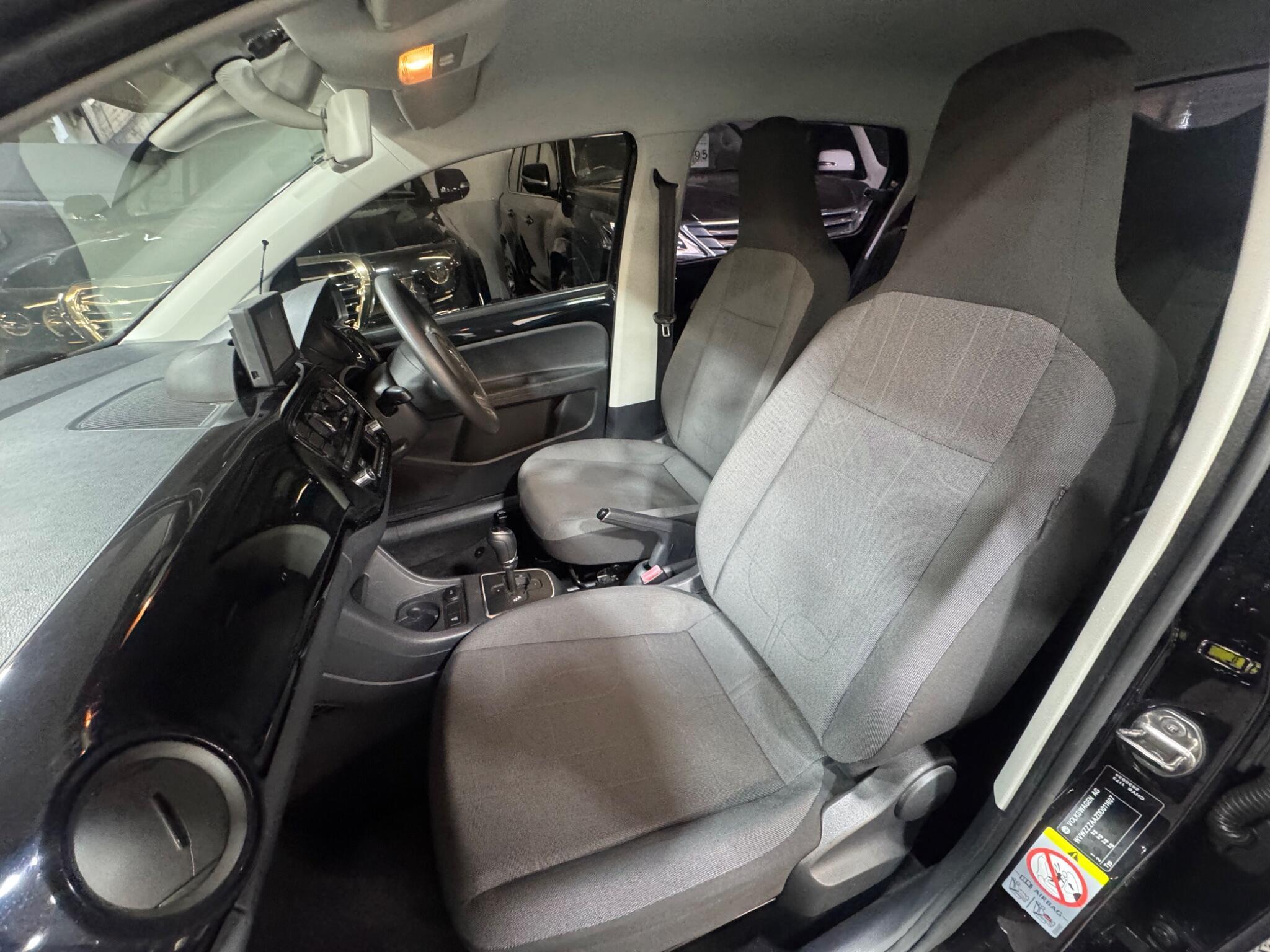 Volkswagen up! - Image 9