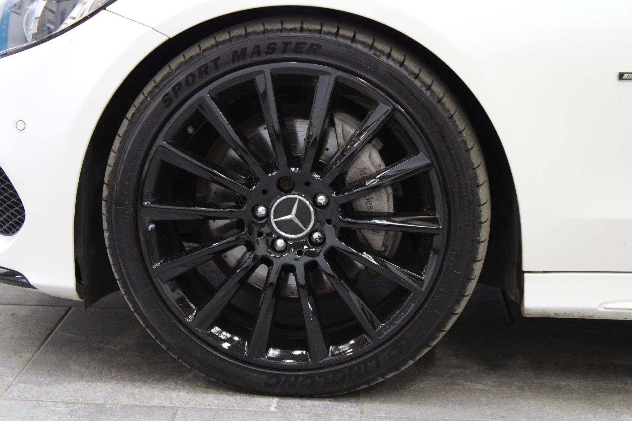 Mercedes C Class - Image 24