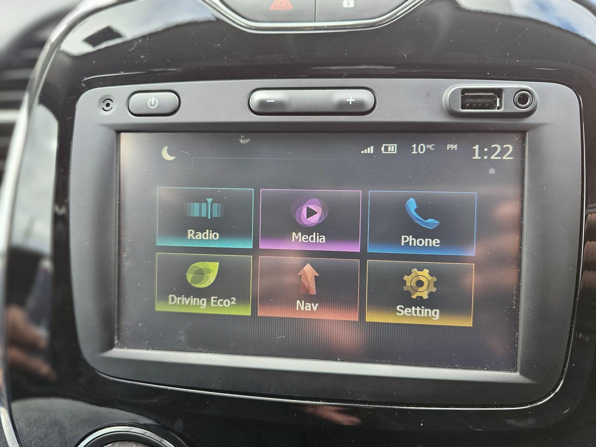 Renault Captur - Image 26