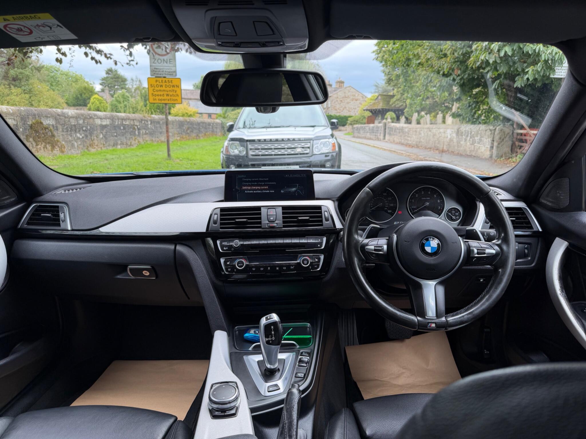 BMW 3 Series - Image 17