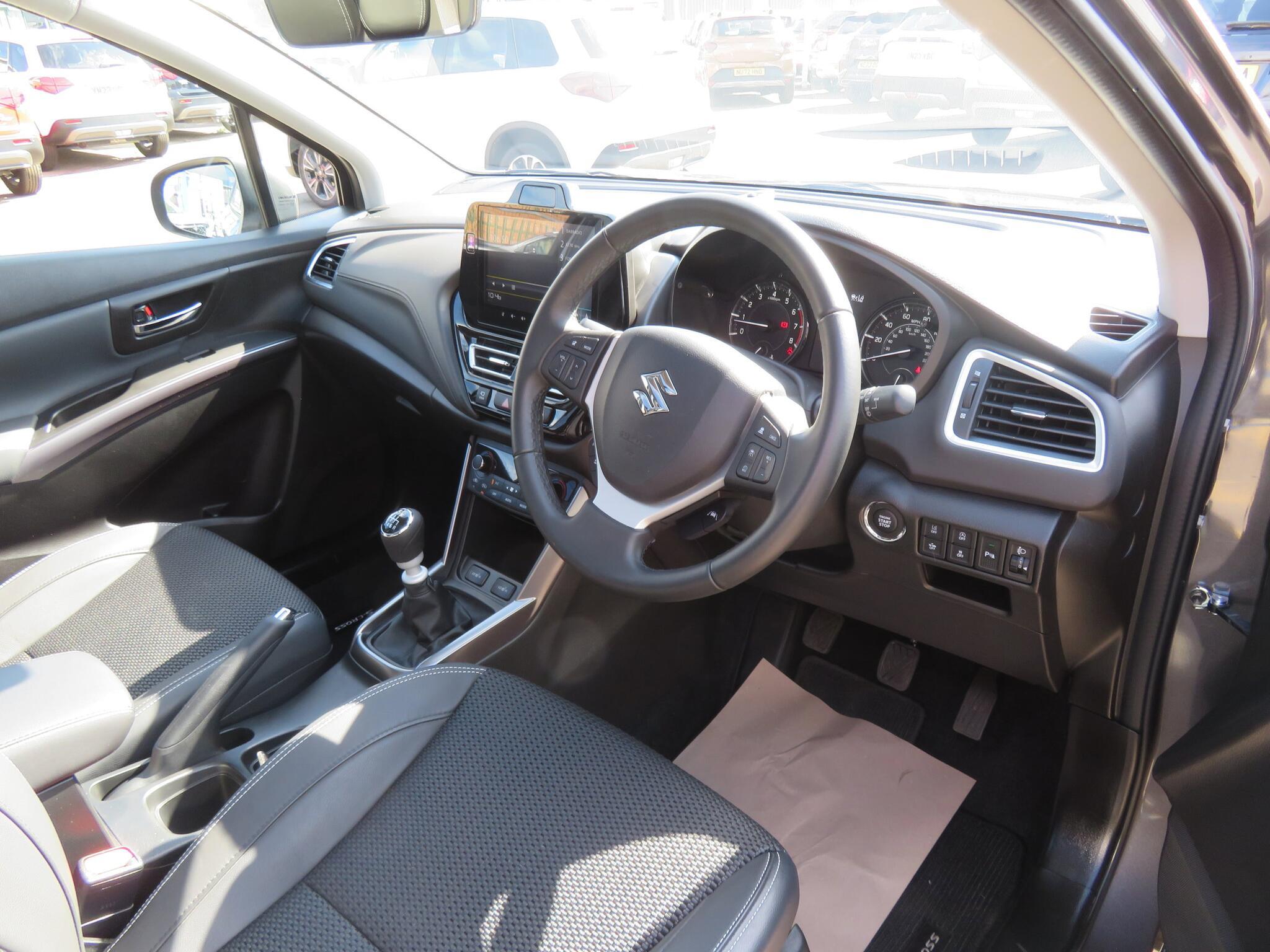Suzuki S-Cross - Image 16