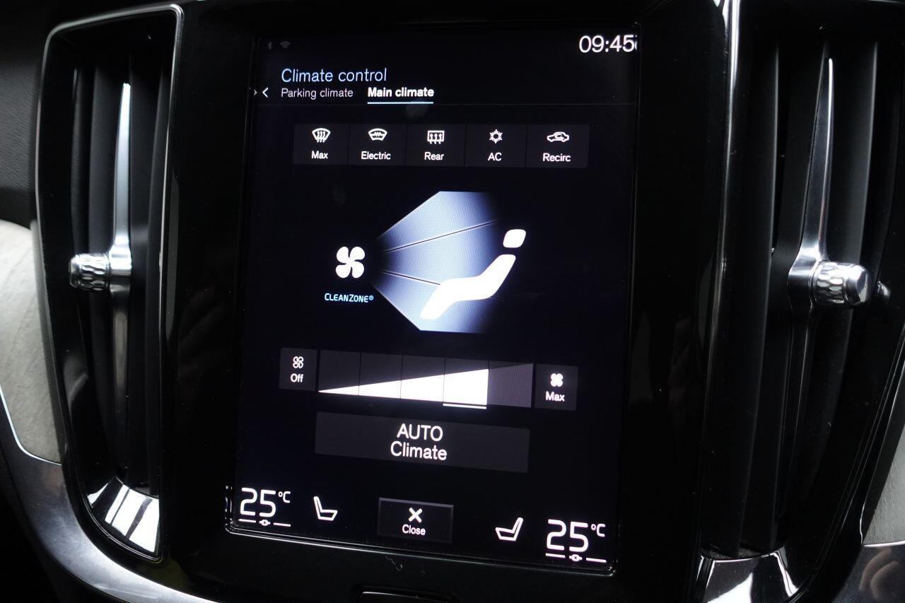 Volvo S60 - Image 30