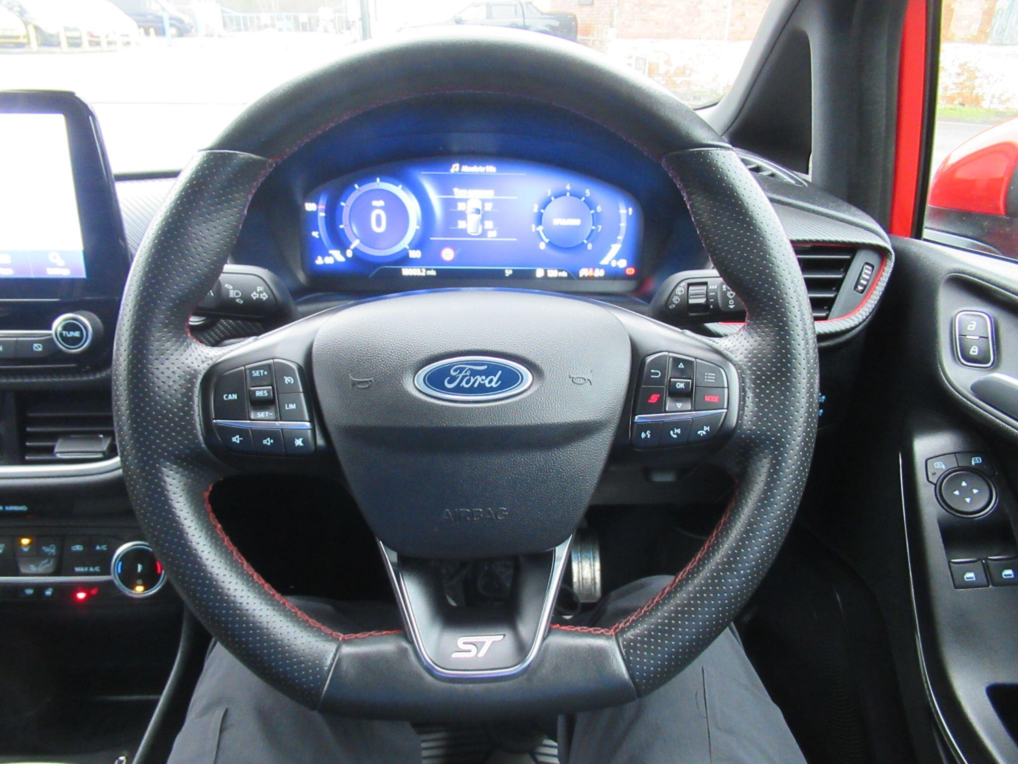 Ford Fiesta - Image 23