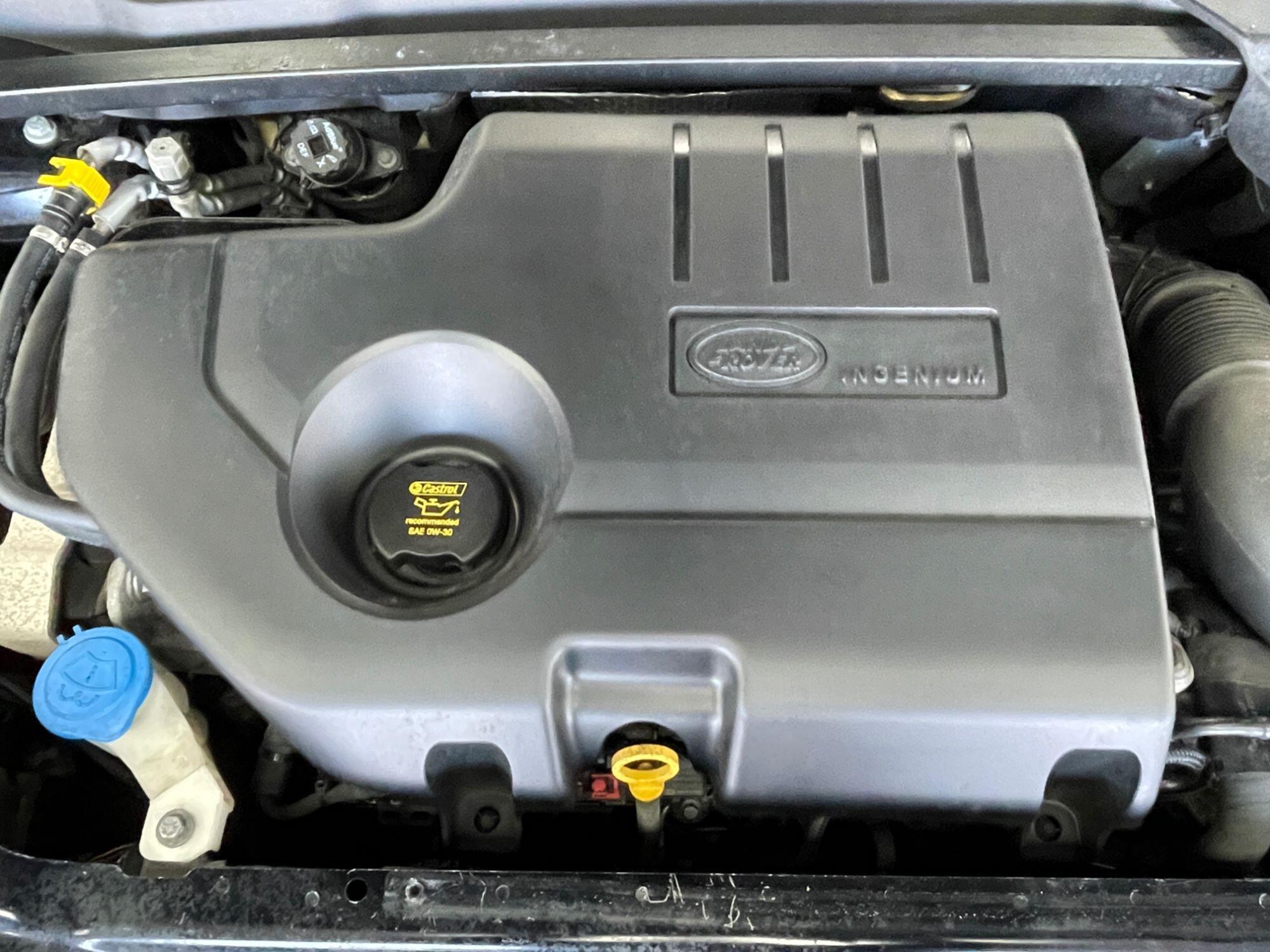 Land Rover DISCOVERY SPORT - Image 20