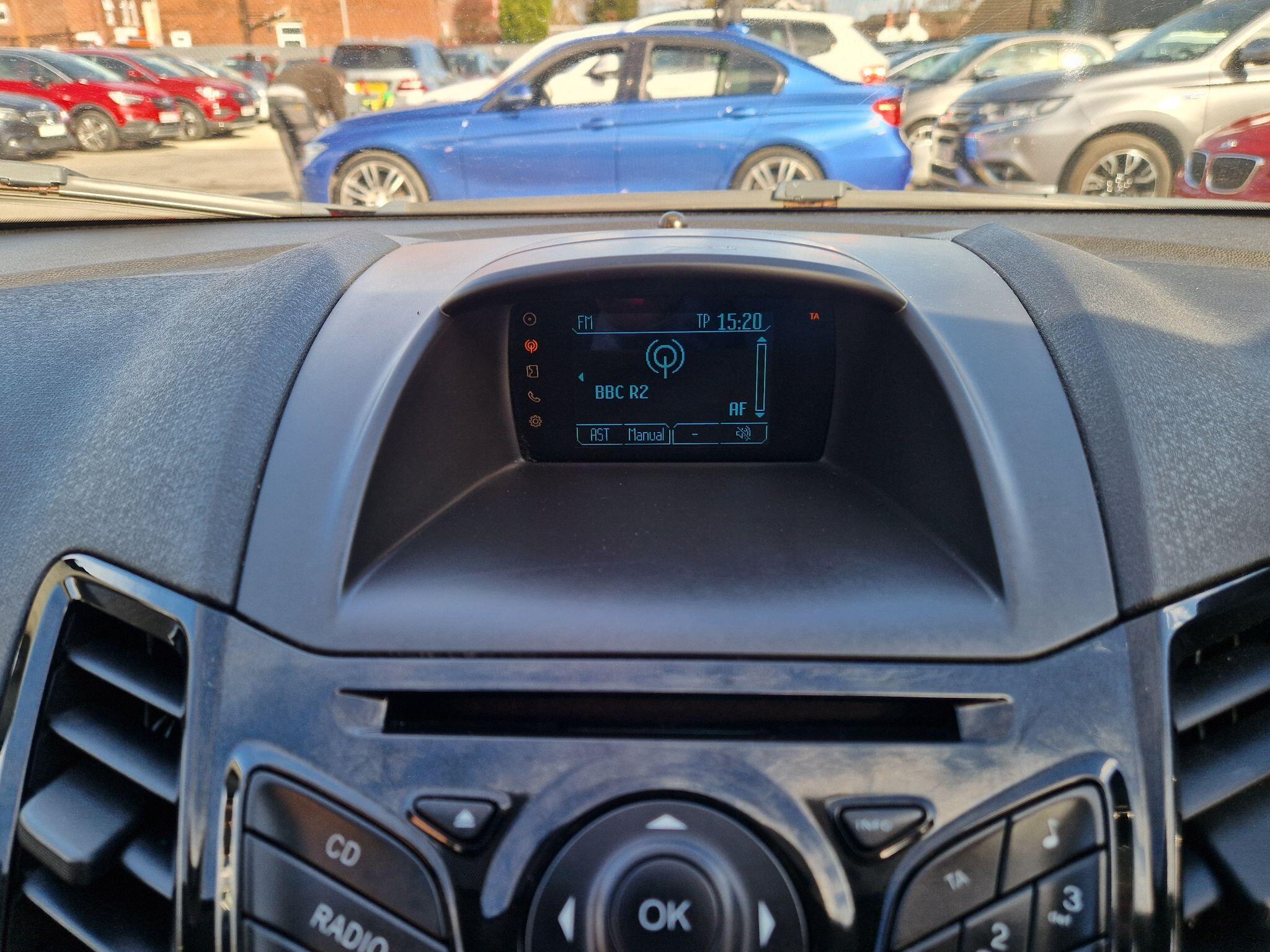 Ford Fiesta - Image 45