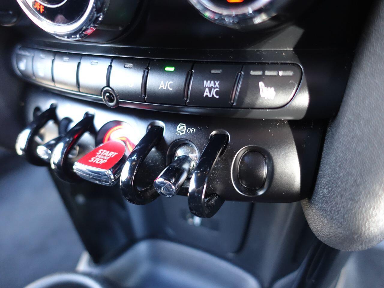 MINI Hatch - Image 22