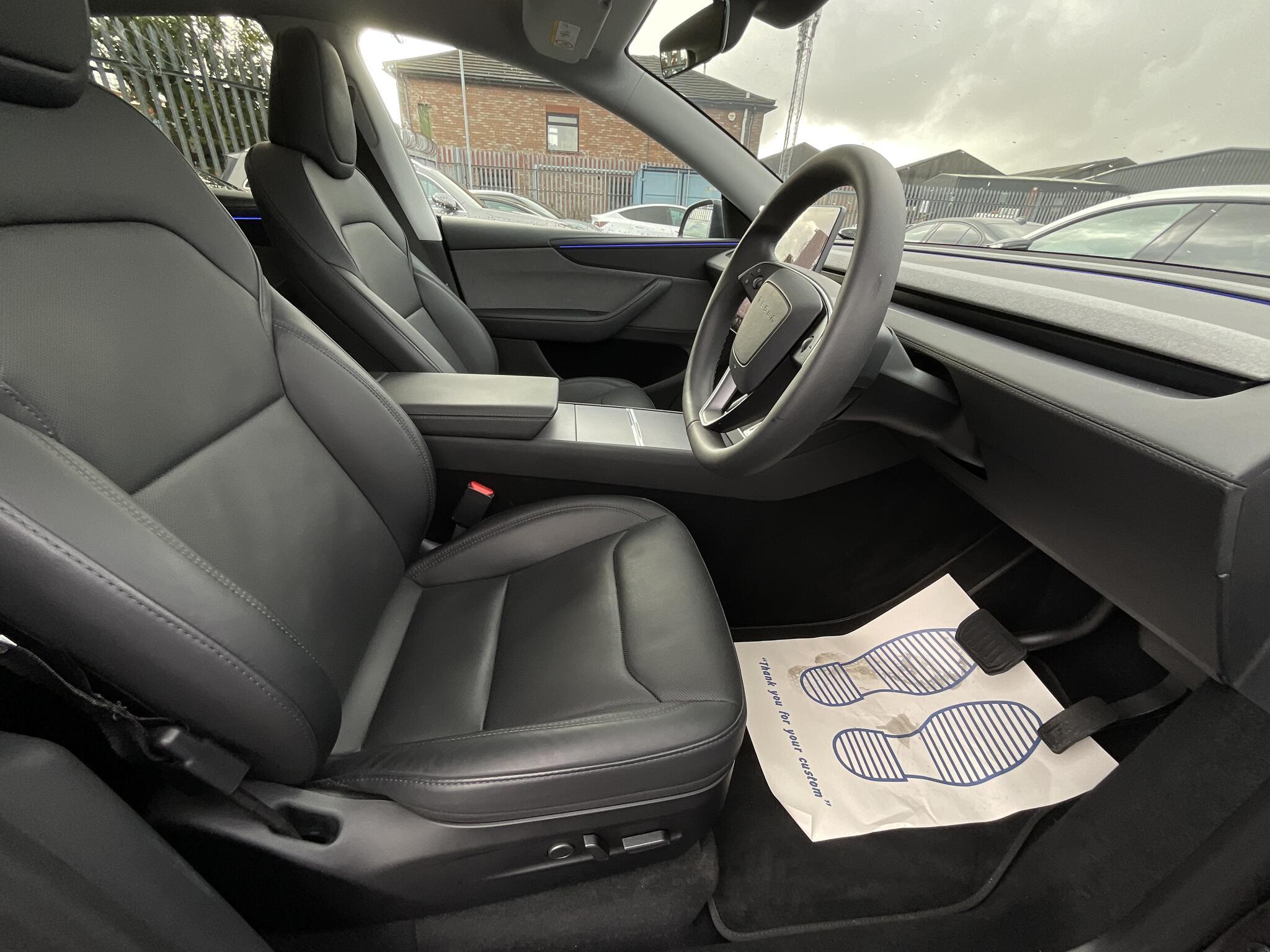 Tesla Model Y - Image 9