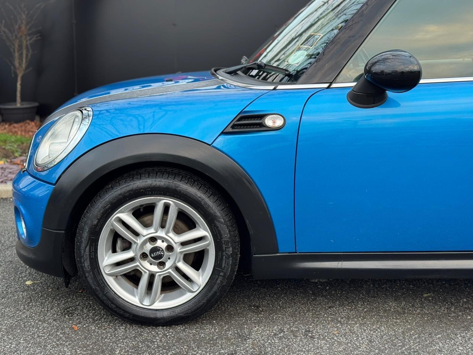 MINI Hatch - Image 29