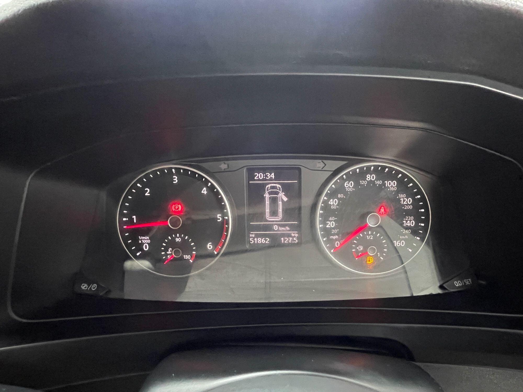 Volkswagen Transporter - Image 42