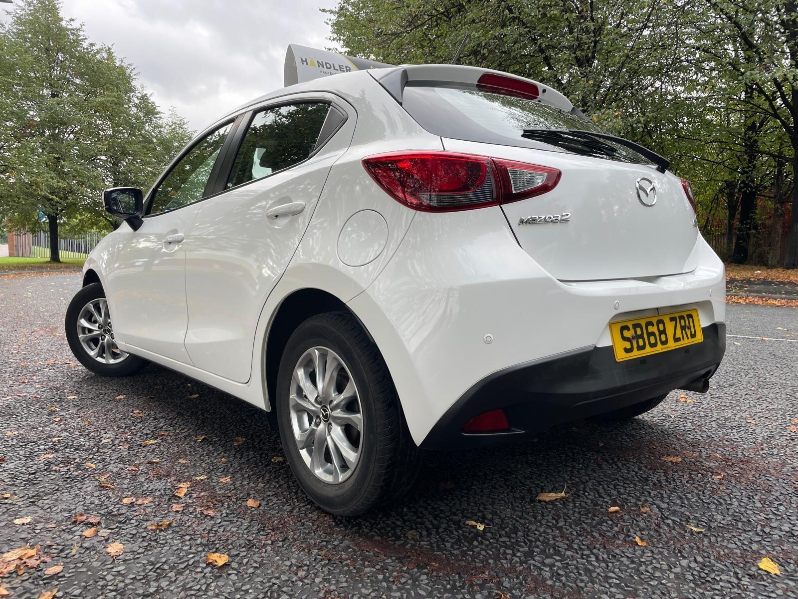 Mazda MAZDA2 - Image 9