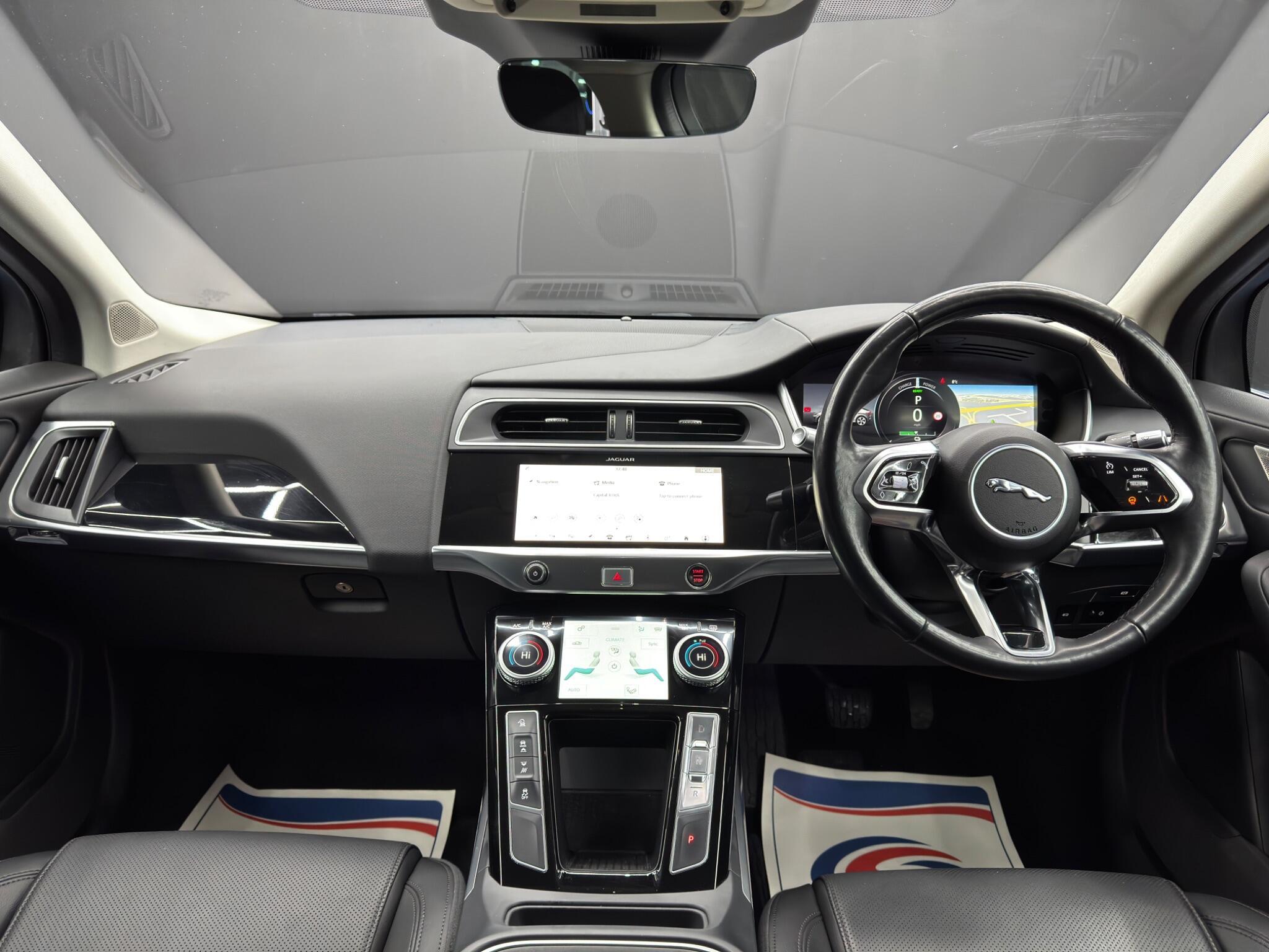 Jaguar I-Pace - Image 12