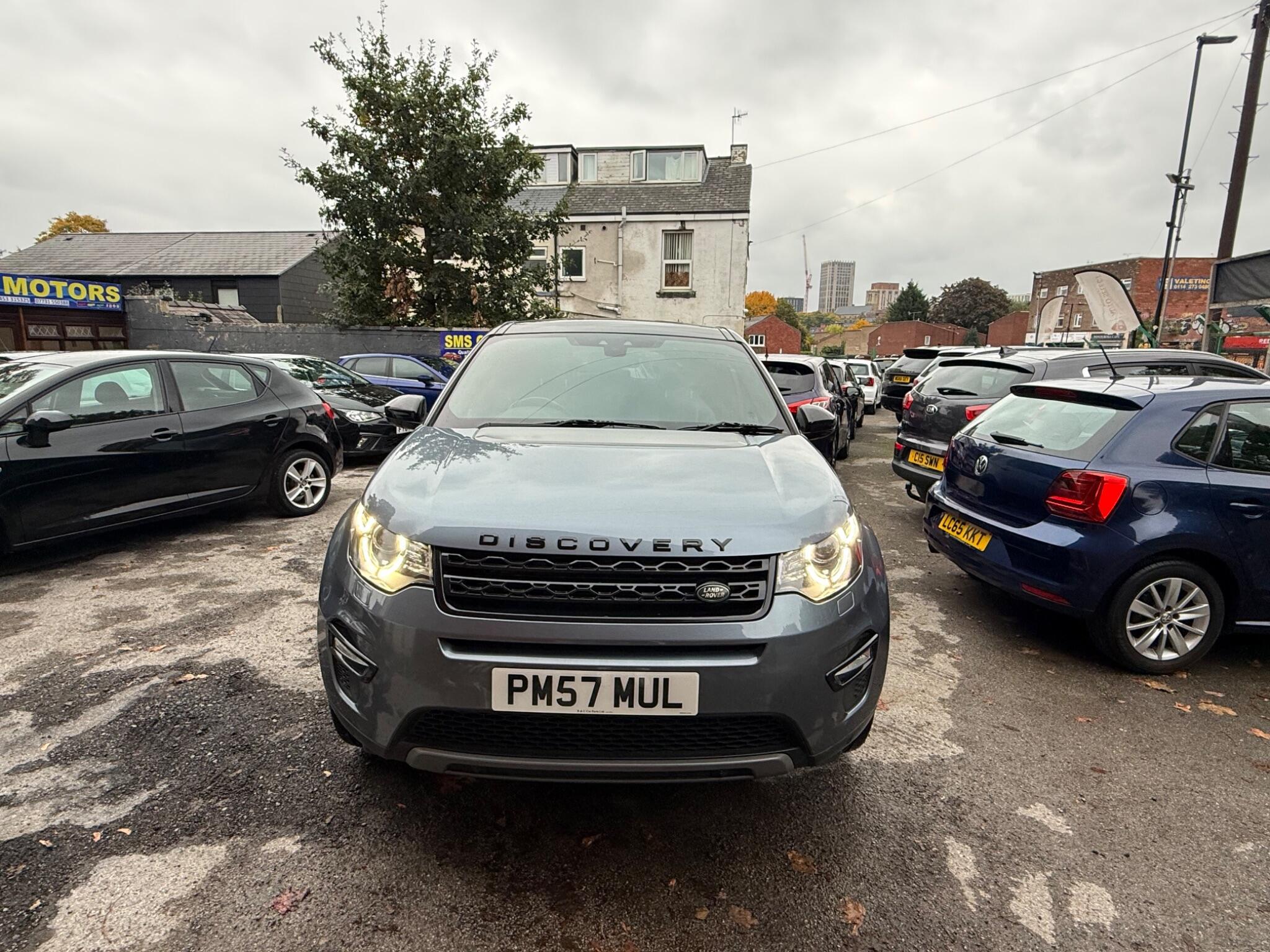 Land Rover DISCOVERY SPORT - Image 2