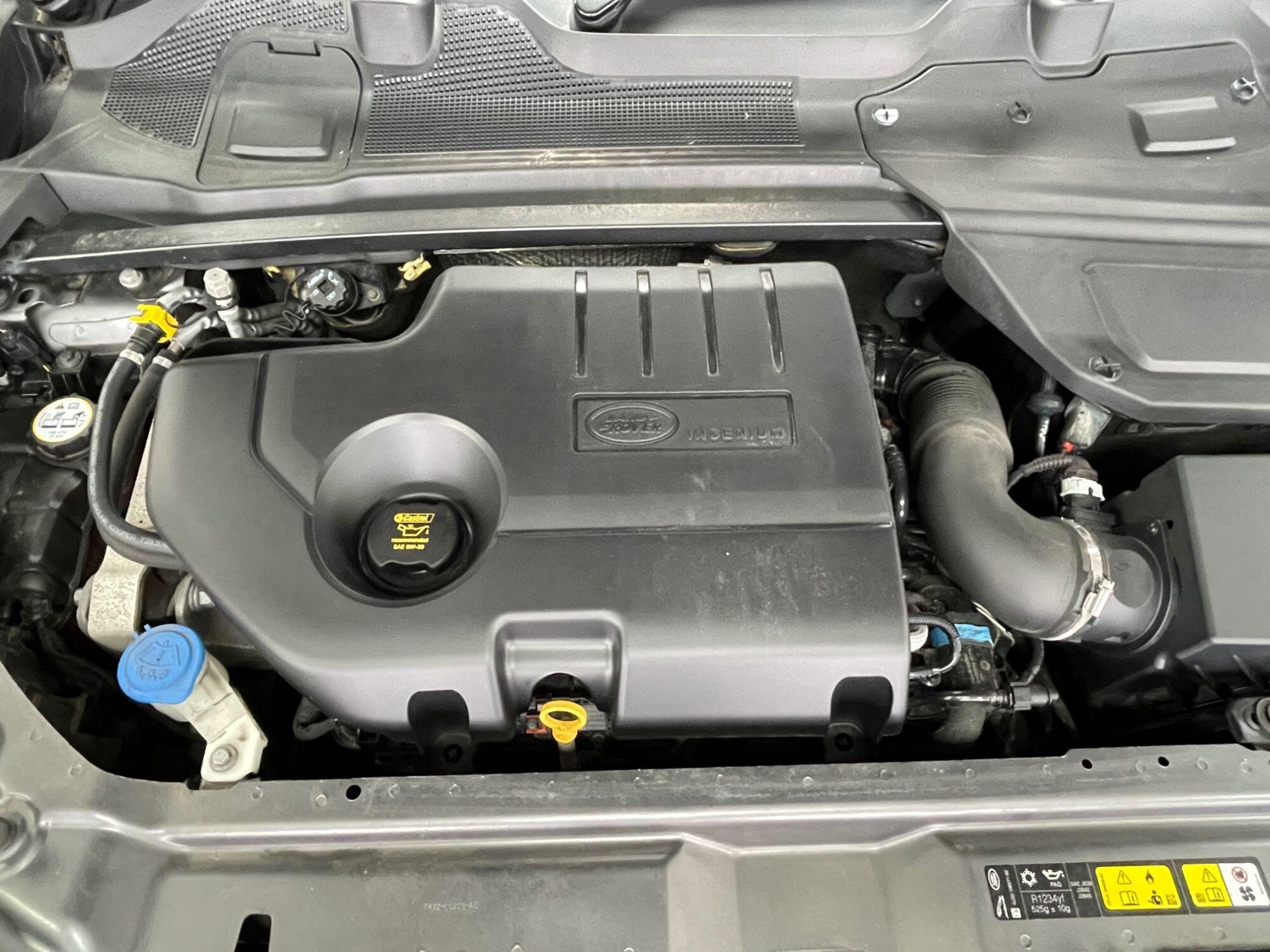 Land Rover DISCOVERY SPORT - Image 18