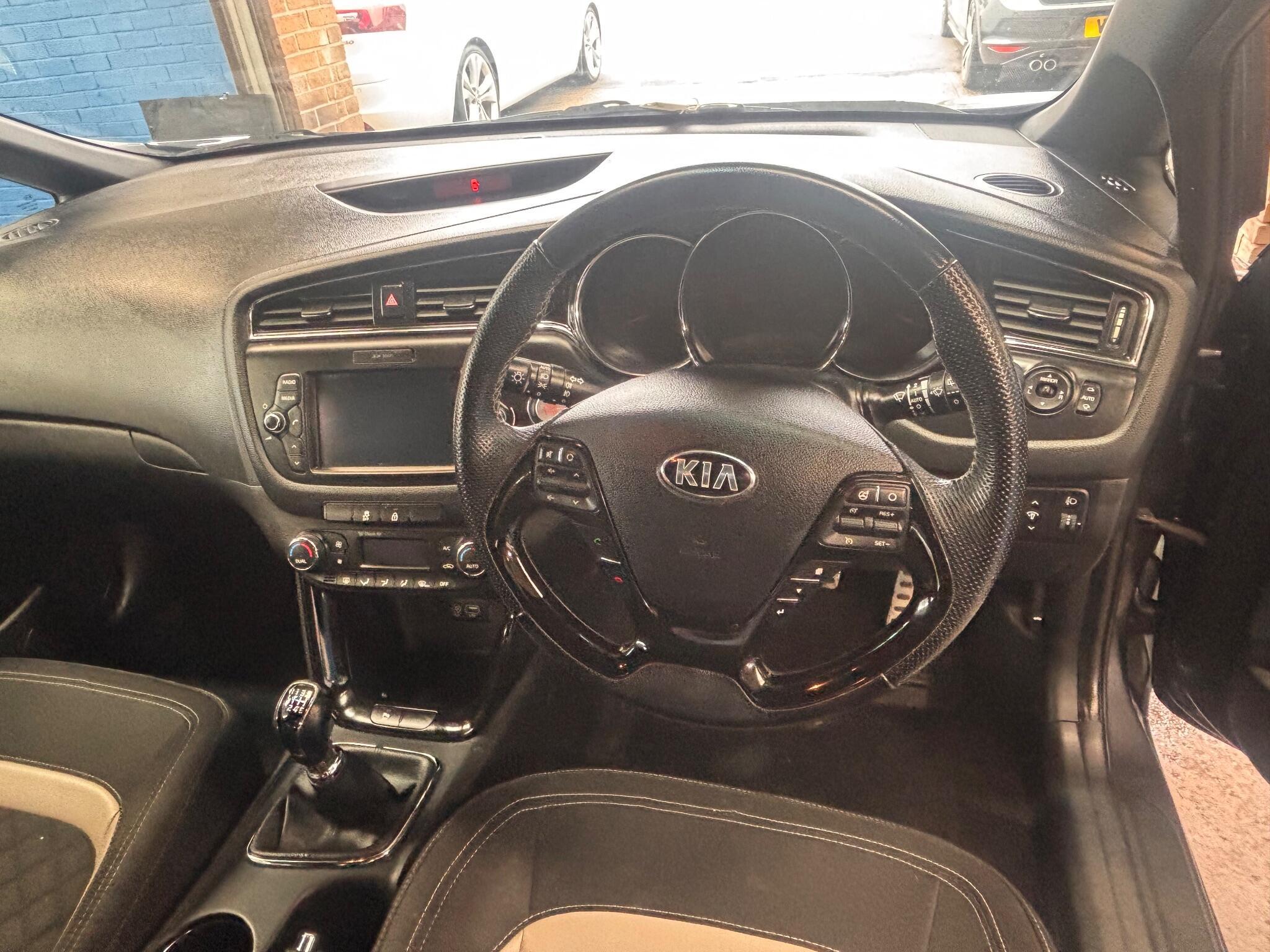 Kia ceed - Image 14