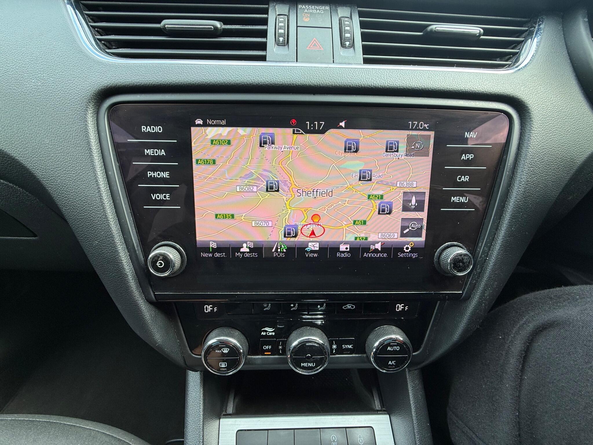 Skoda Octavia - Image 12