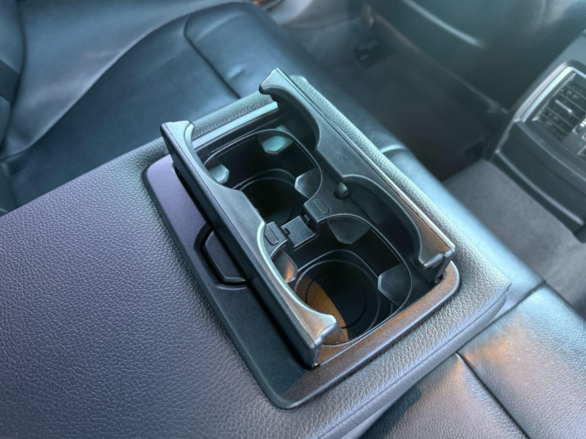 BMW 3 Series - Image 35