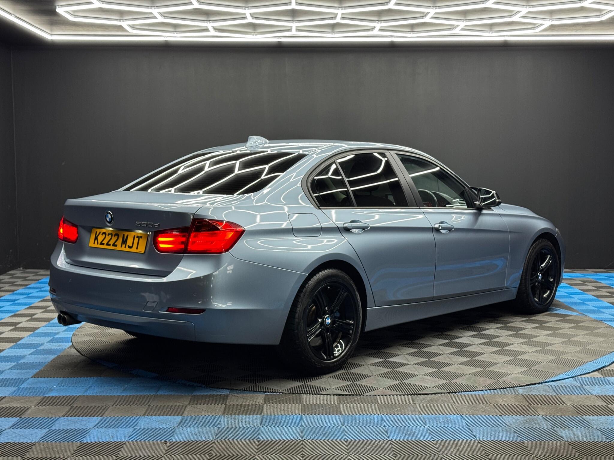 BMW 3 Series - Image 5