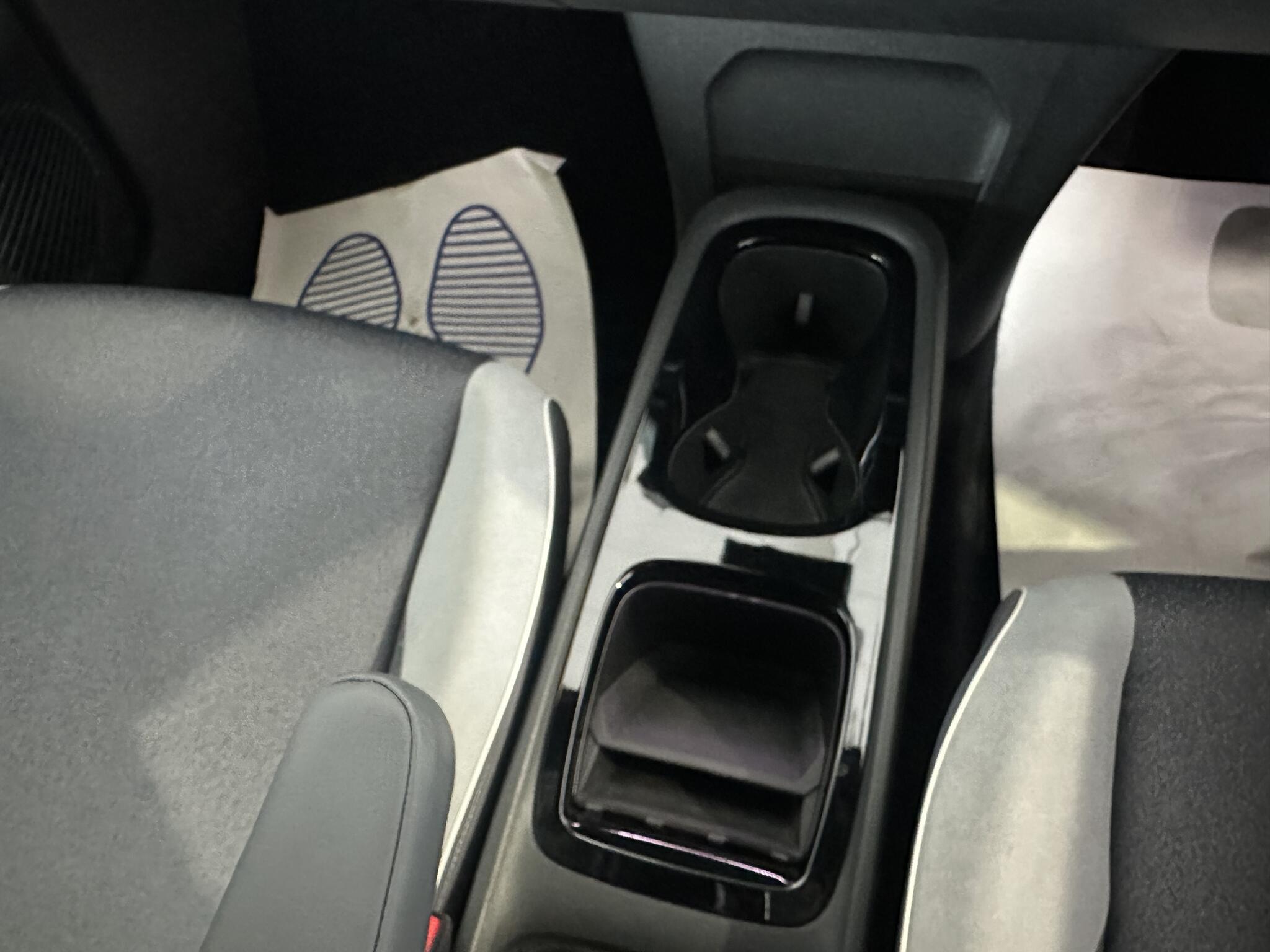 Volkswagen ID.3 - Image 8