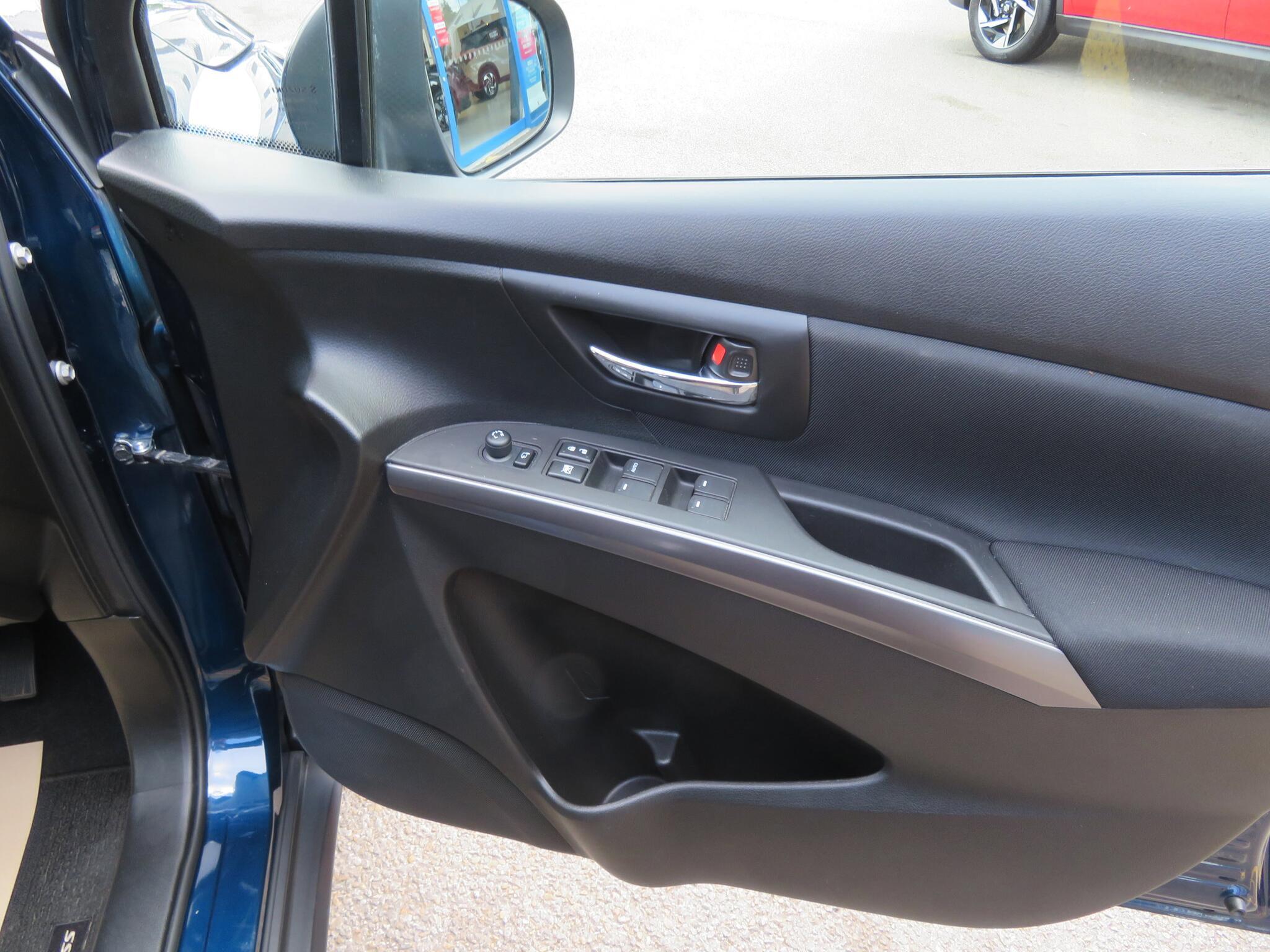 Suzuki S-Cross - Image 20
