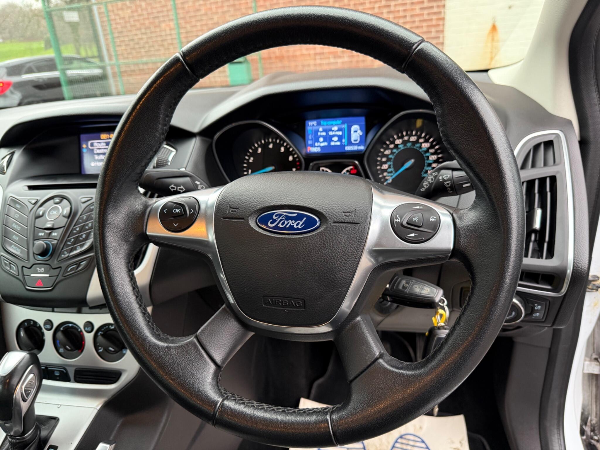 Ford Focus - Image 16