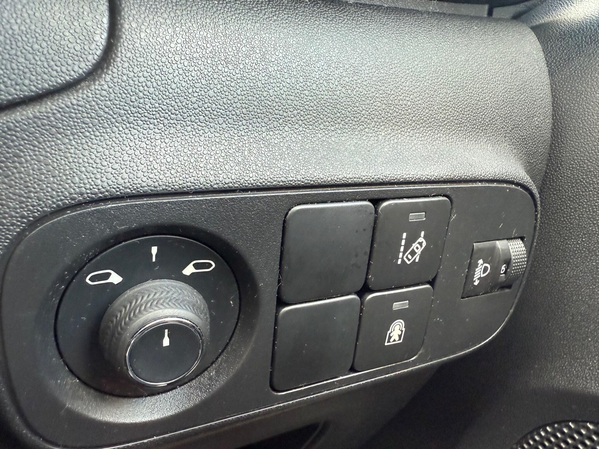 Citroen C3 - Image 25