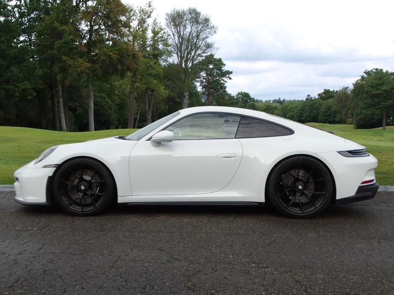 Porsche 911 - Image 2