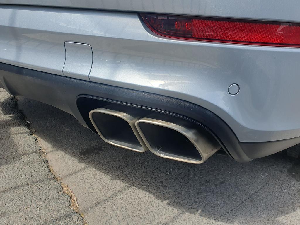 Porsche Cayenne - Image 21