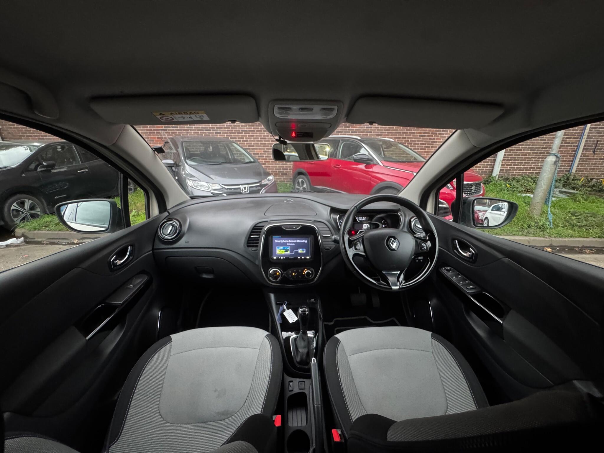 Renault Captur - Image 3