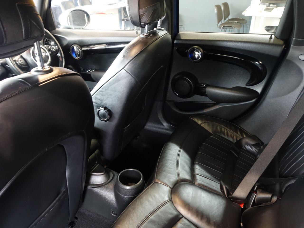 MINI Hatch - Image 16