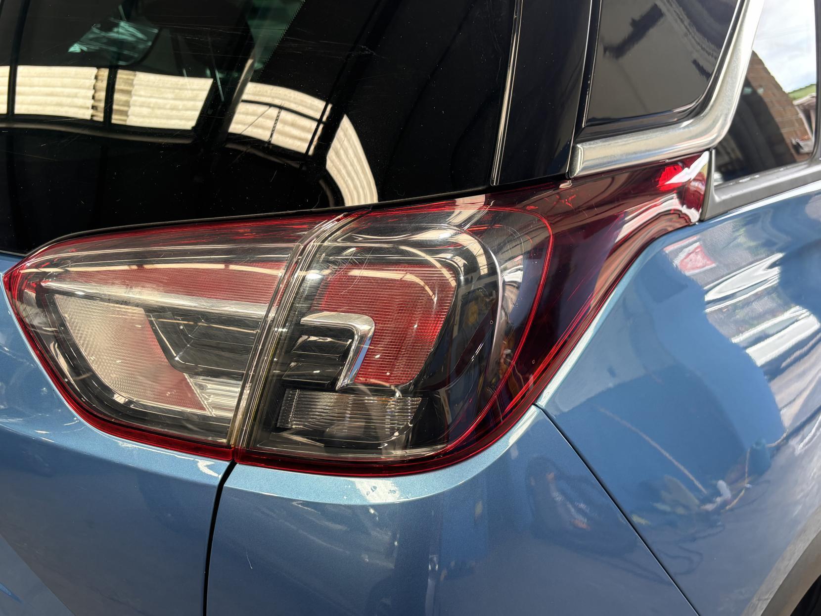 Vauxhall Crossland X - Image 10