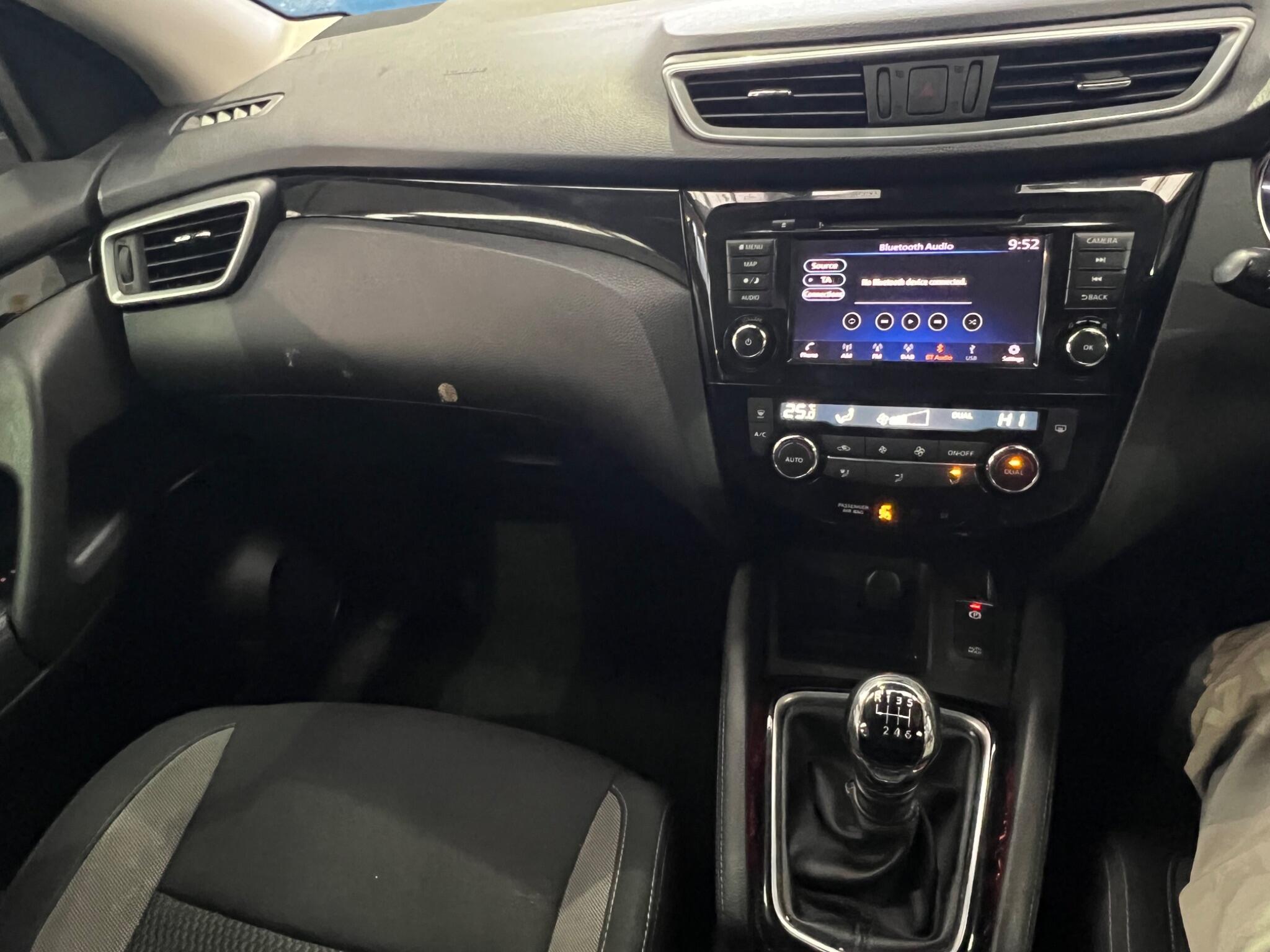 Nissan Qashqai - Image 21