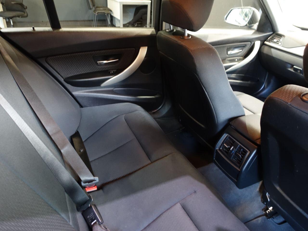 BMW 3 Series - Image 15