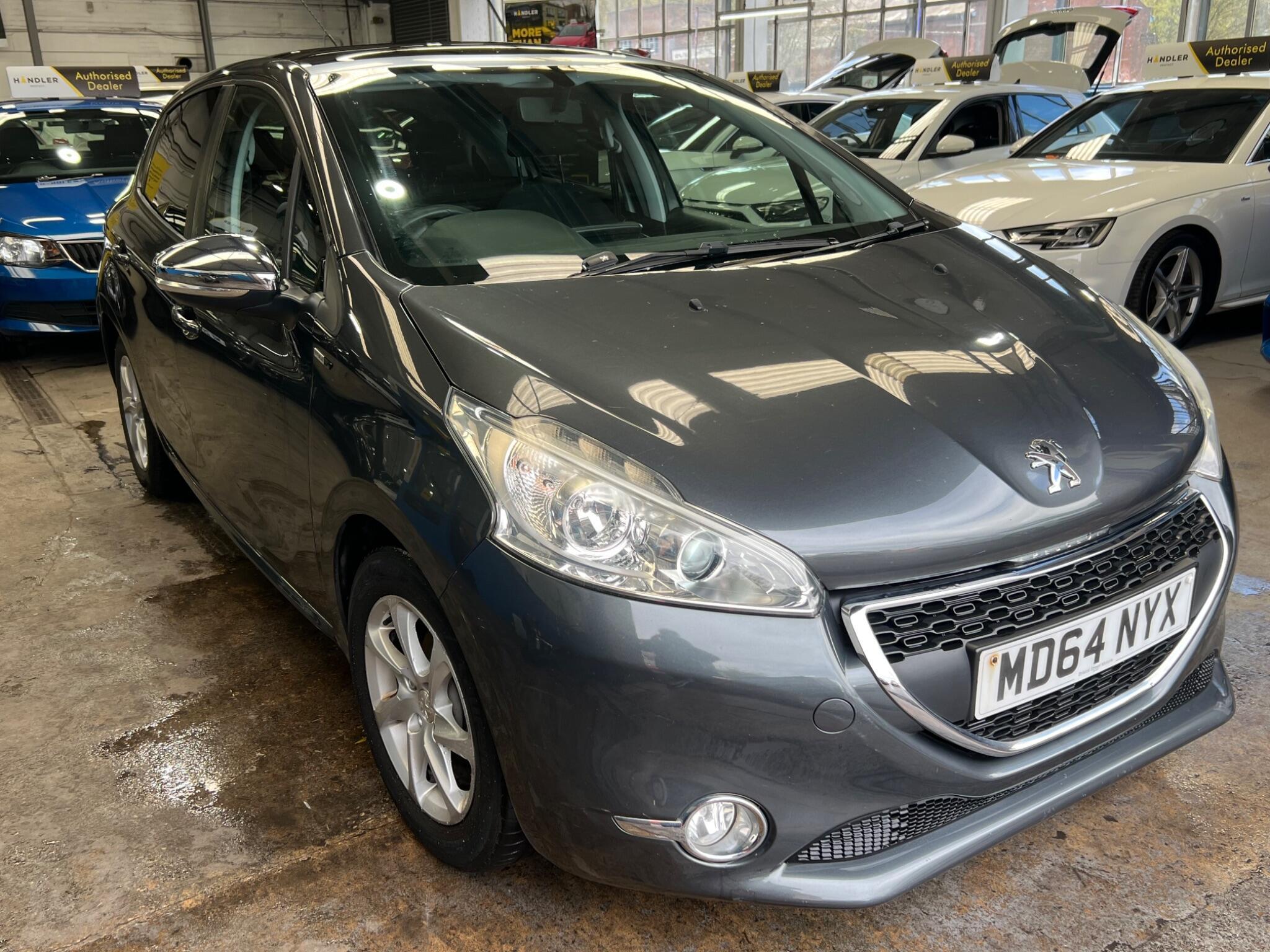 Peugeot 208 - Image 4