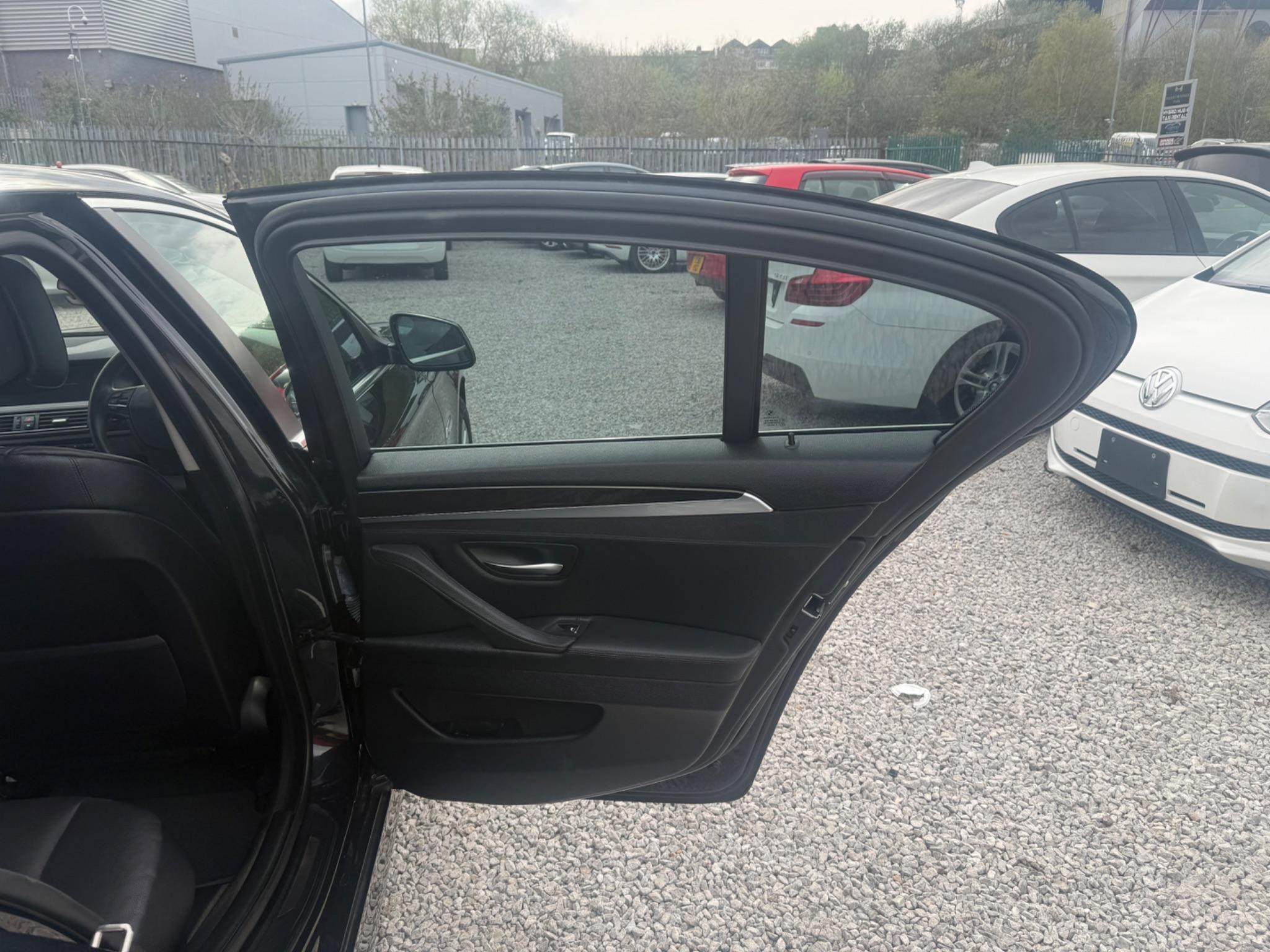 BMW 5 Series - Image 28