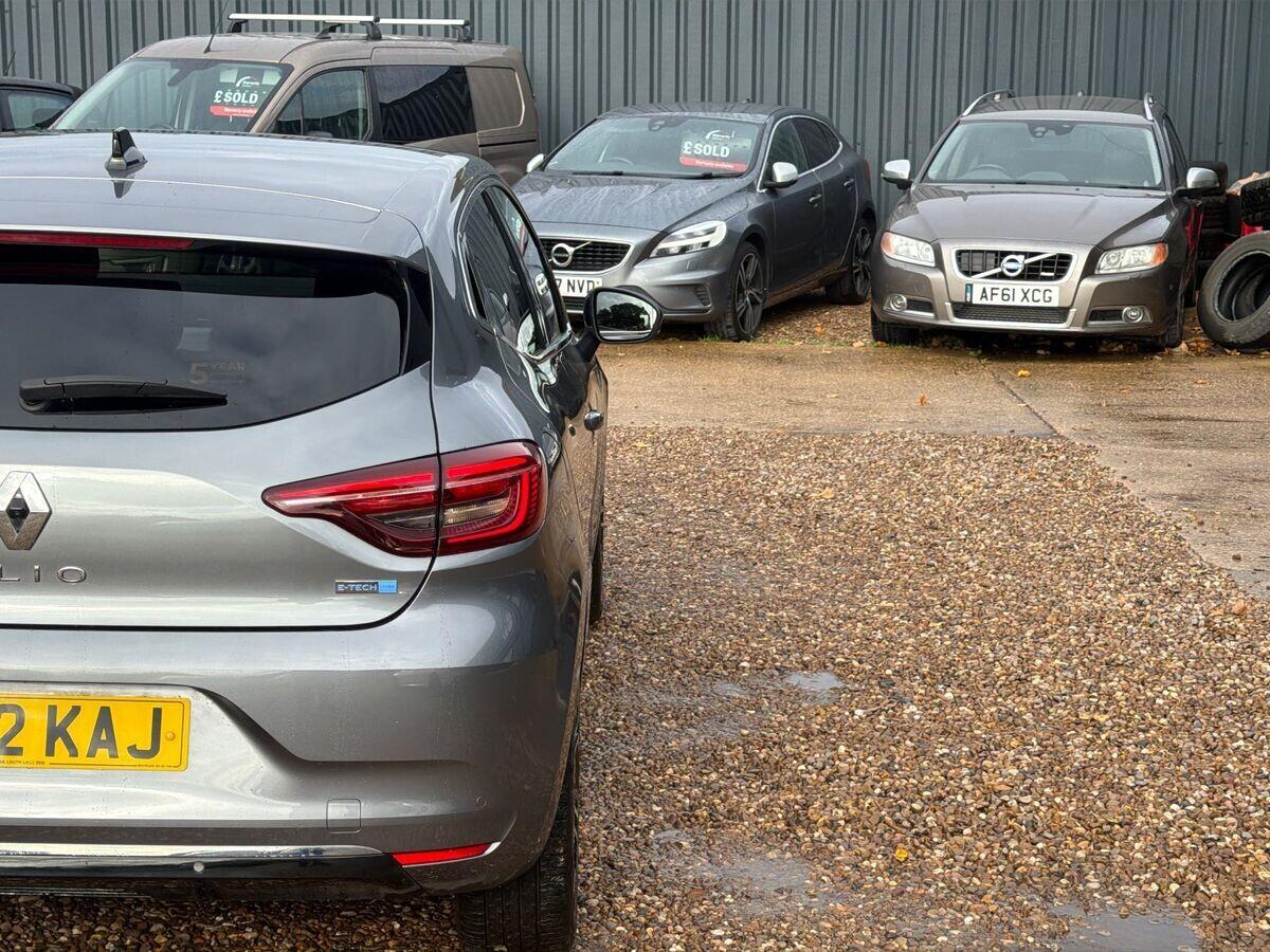 Renault Clio - Image 15