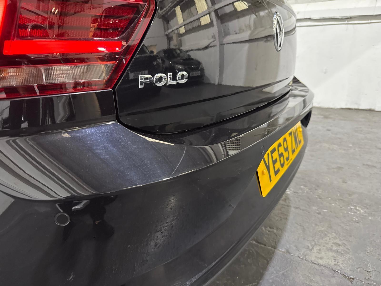 Volkswagen Polo - Image 17