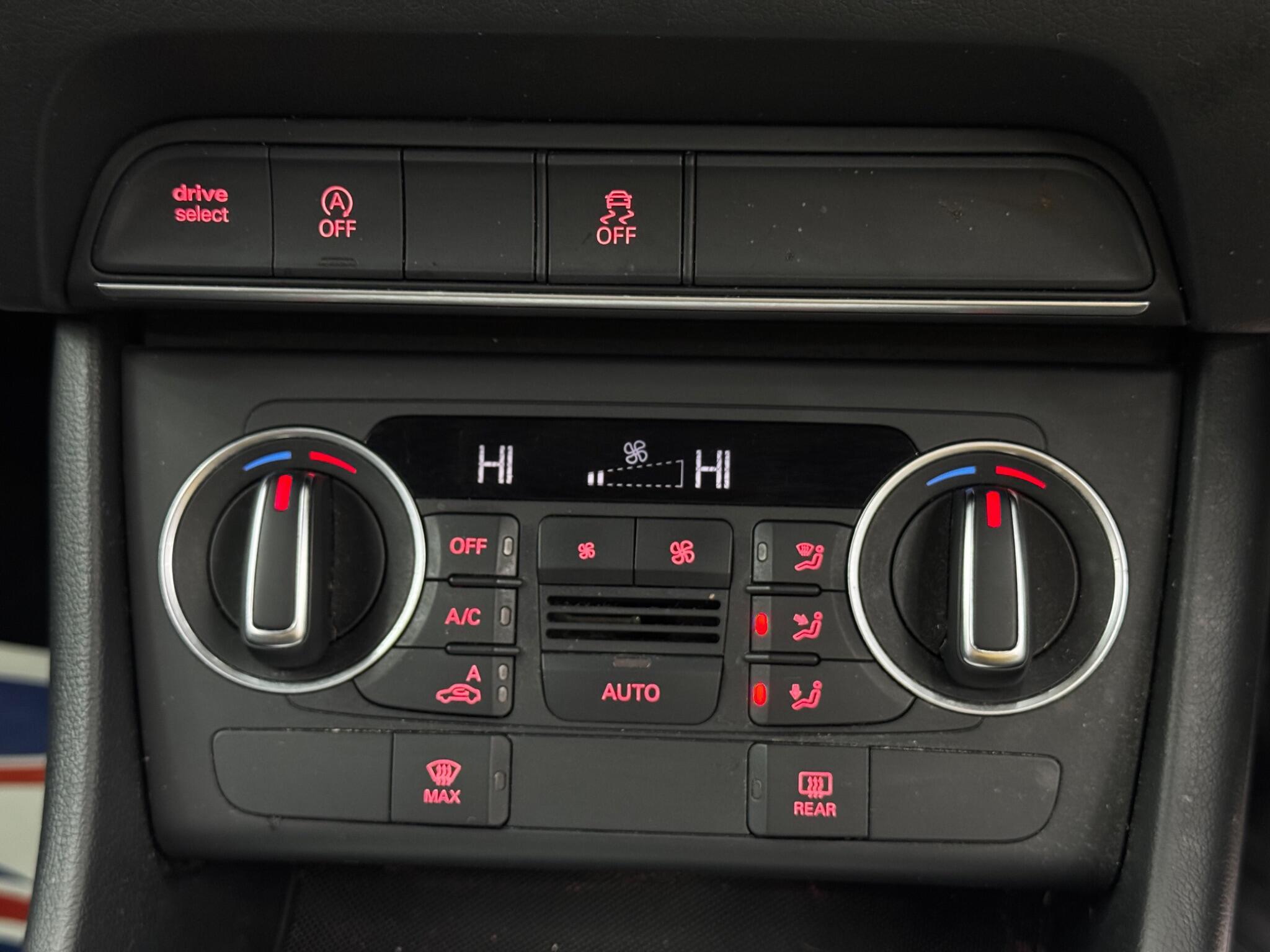 Audi Q3 - Image 25