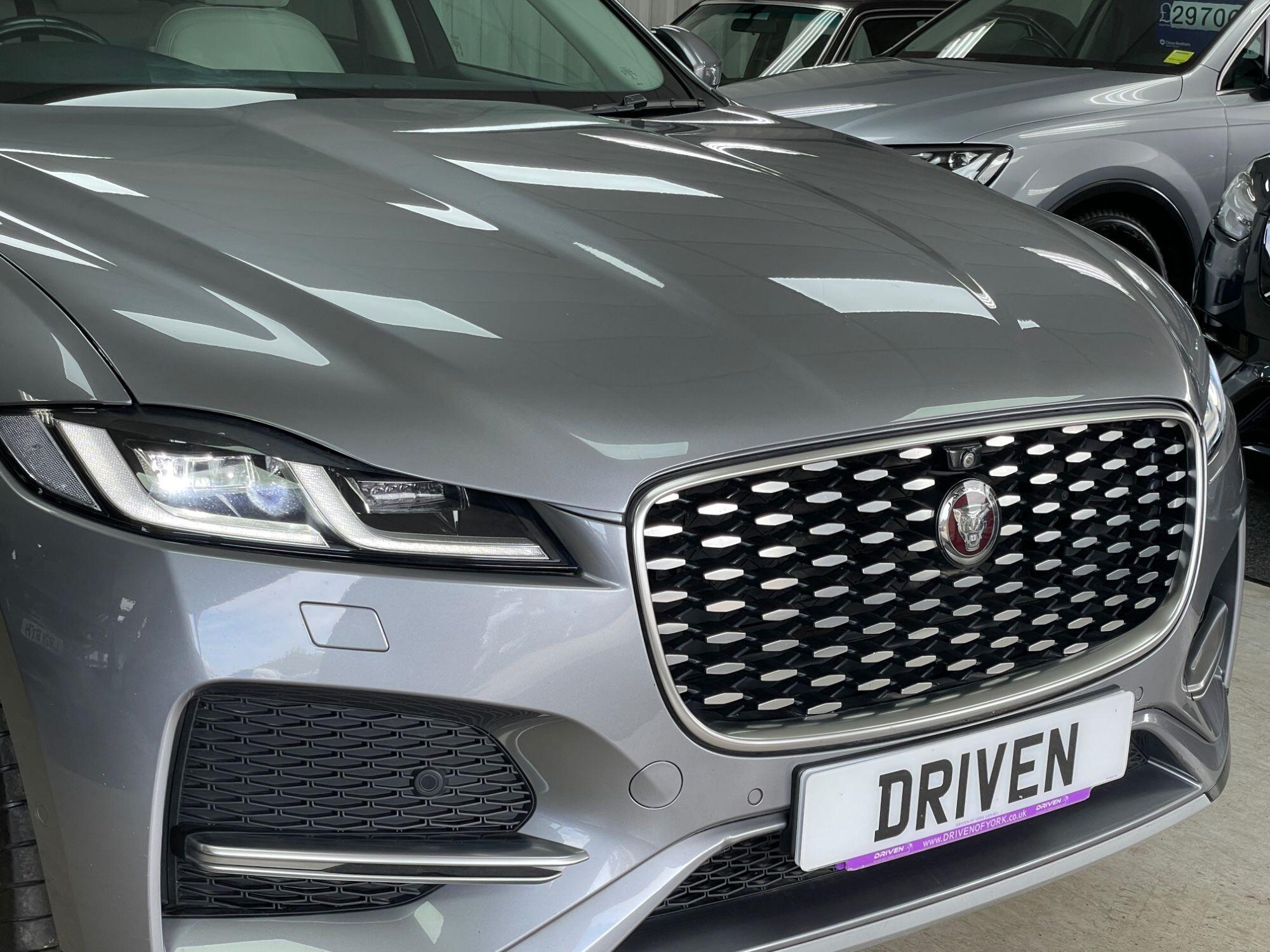 Jaguar F-Pace - Image 4
