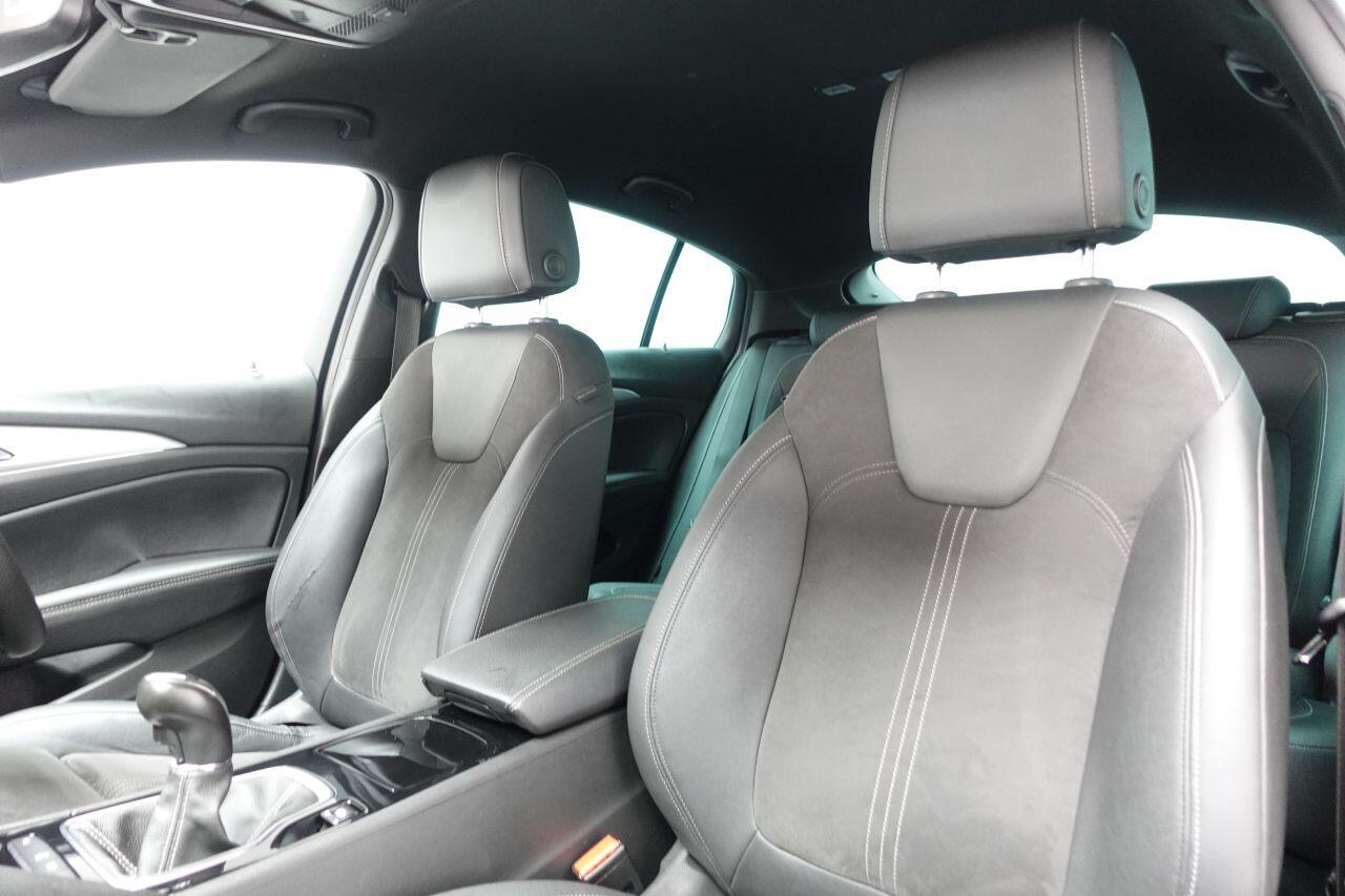 Vauxhall Insignia - Image 15