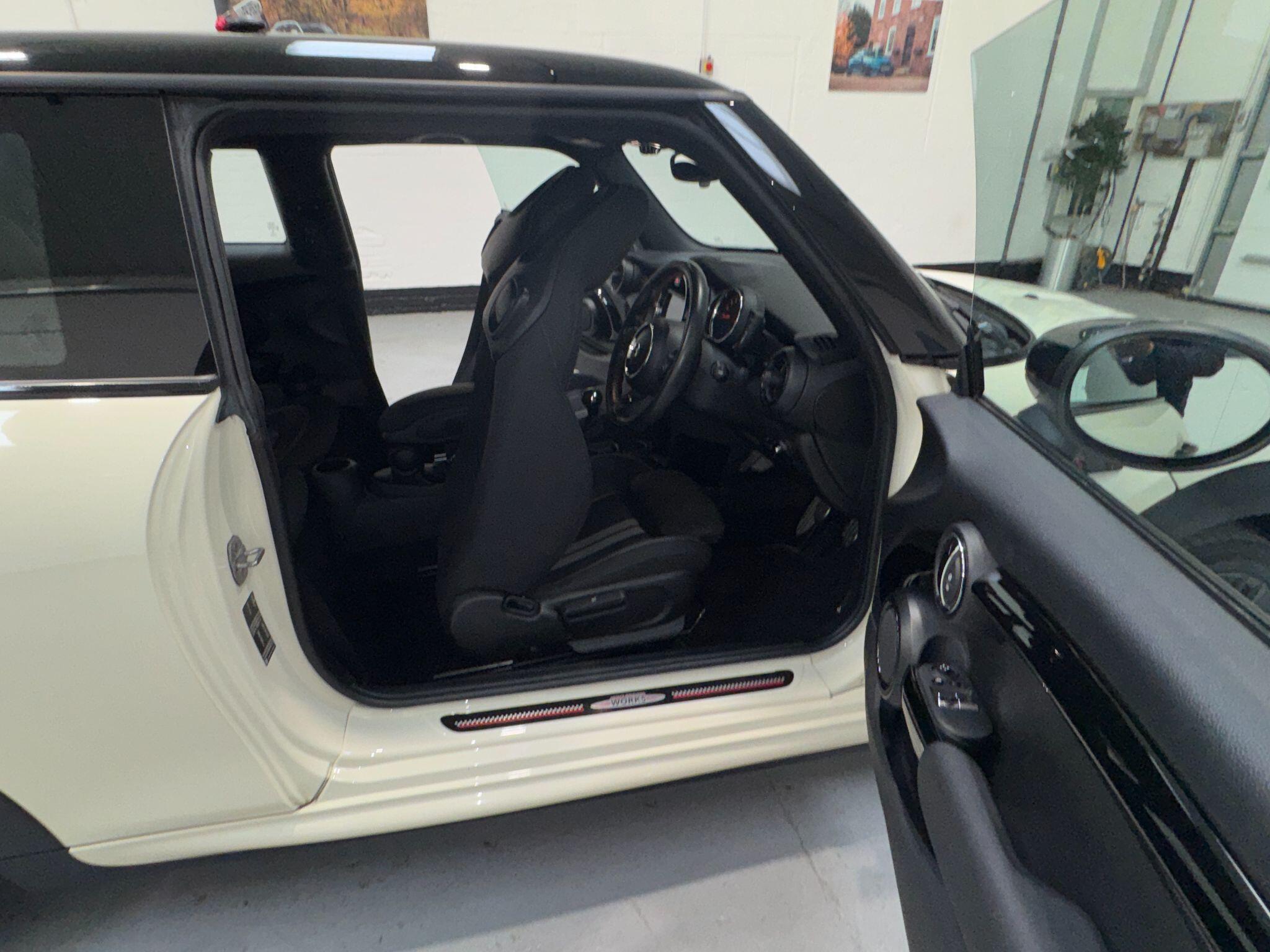 MINI Hatch - Image 82