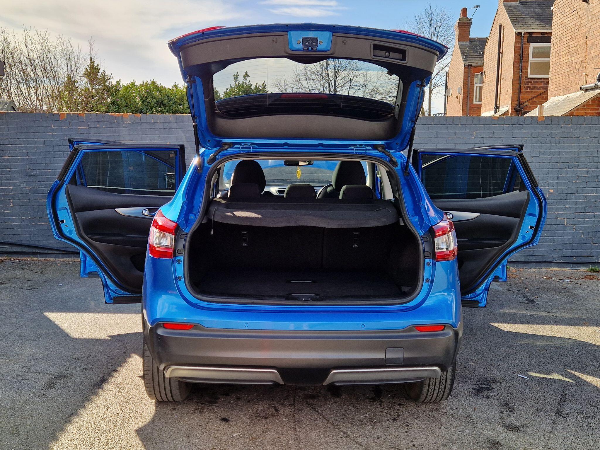 Nissan Qashqai - Image 11