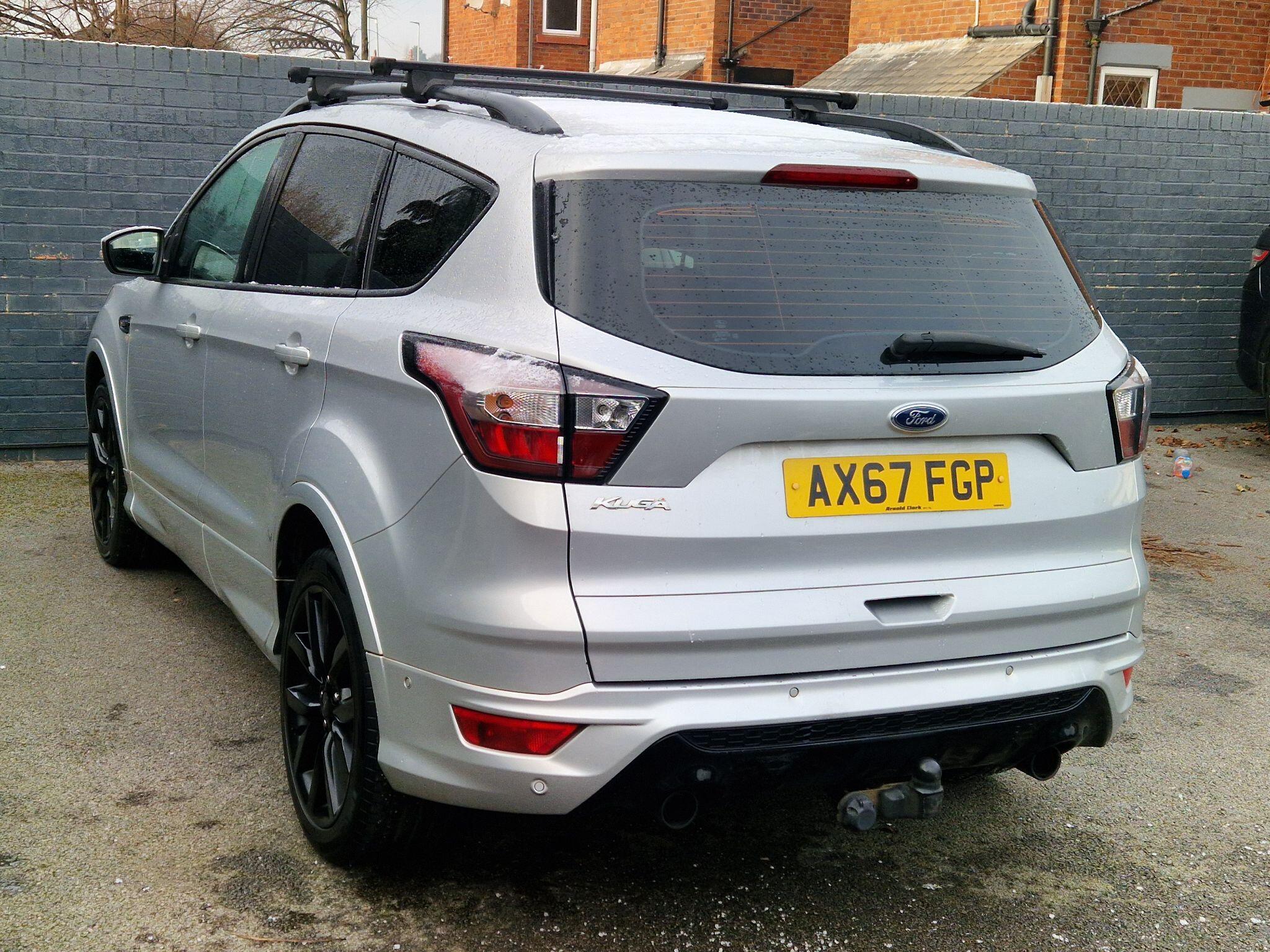 Ford Kuga - Image 8