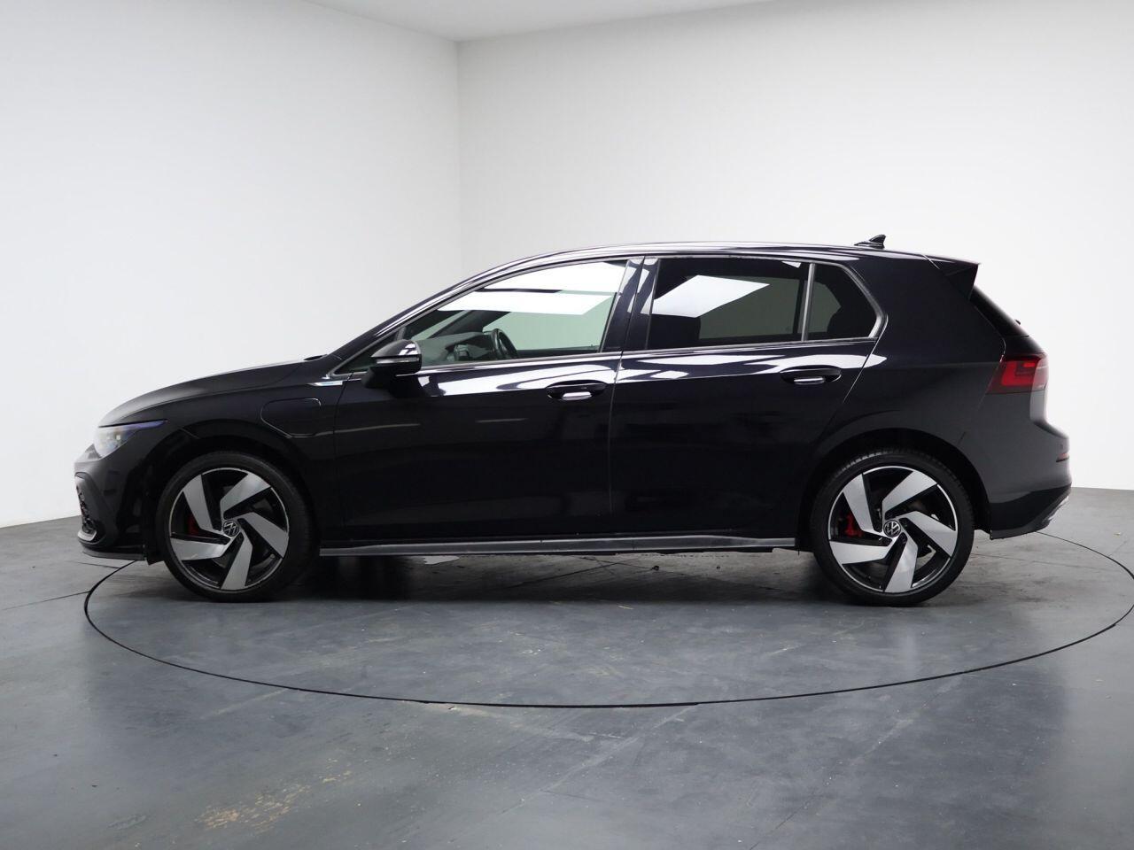 Volkswagen Golf - Image 8