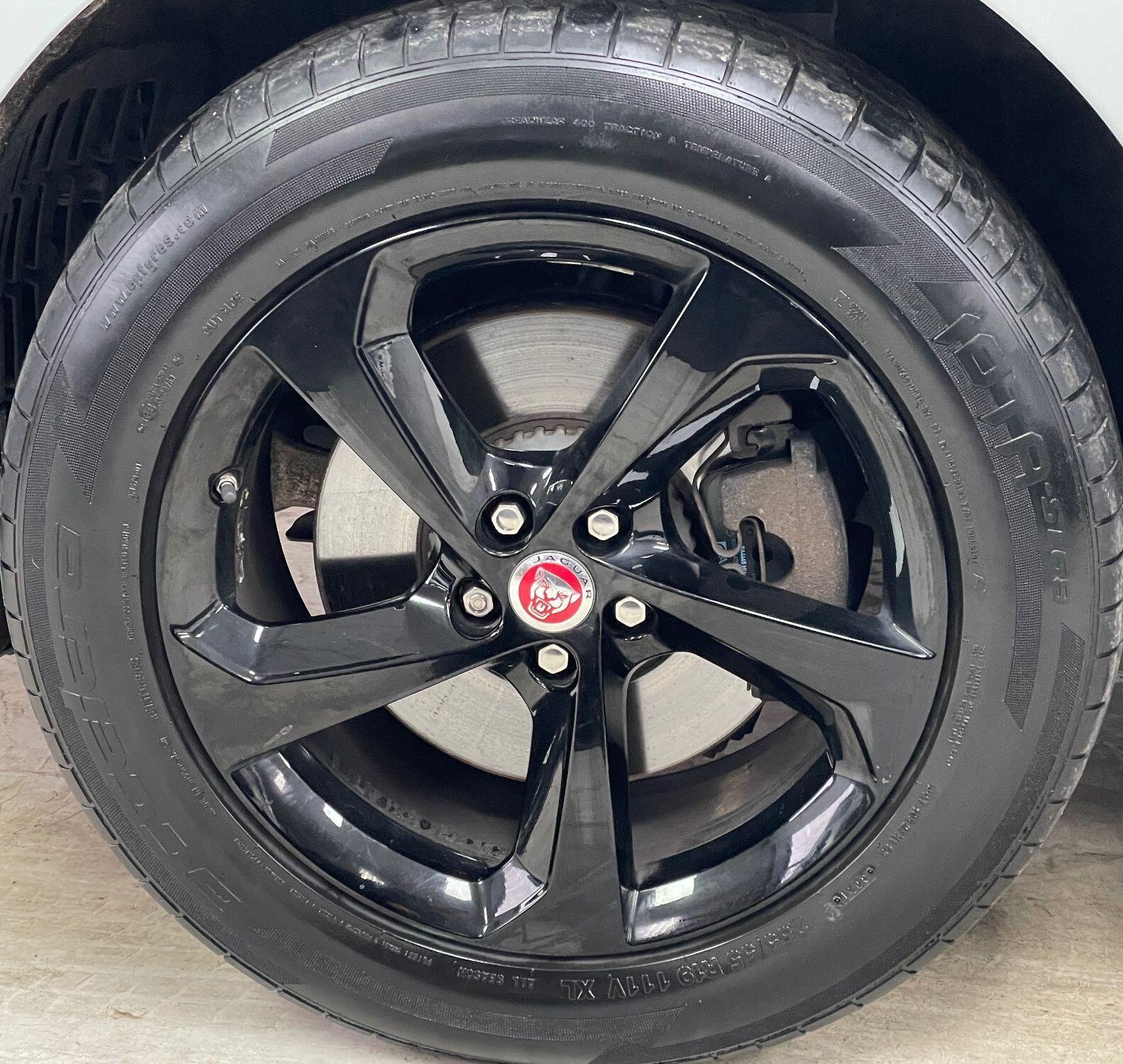 Jaguar F-Pace - Image 16